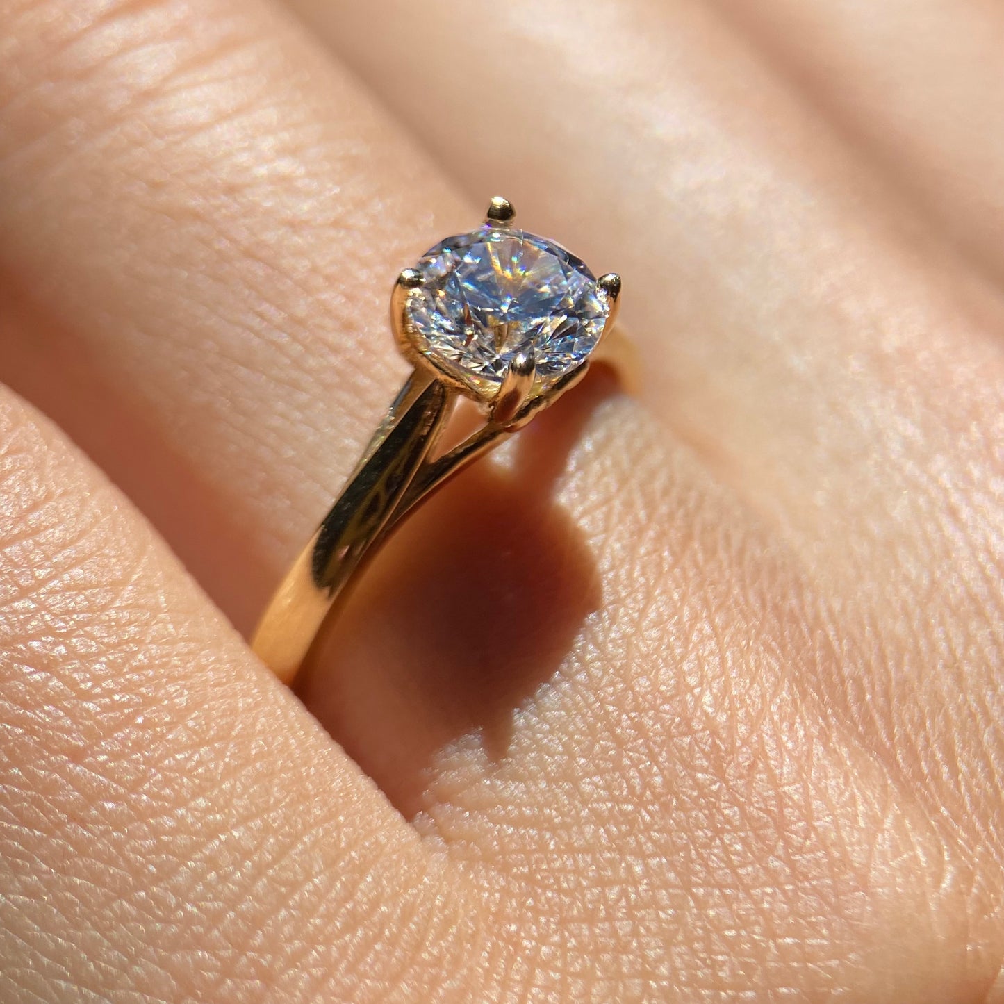 Anillo de compromiso en oro