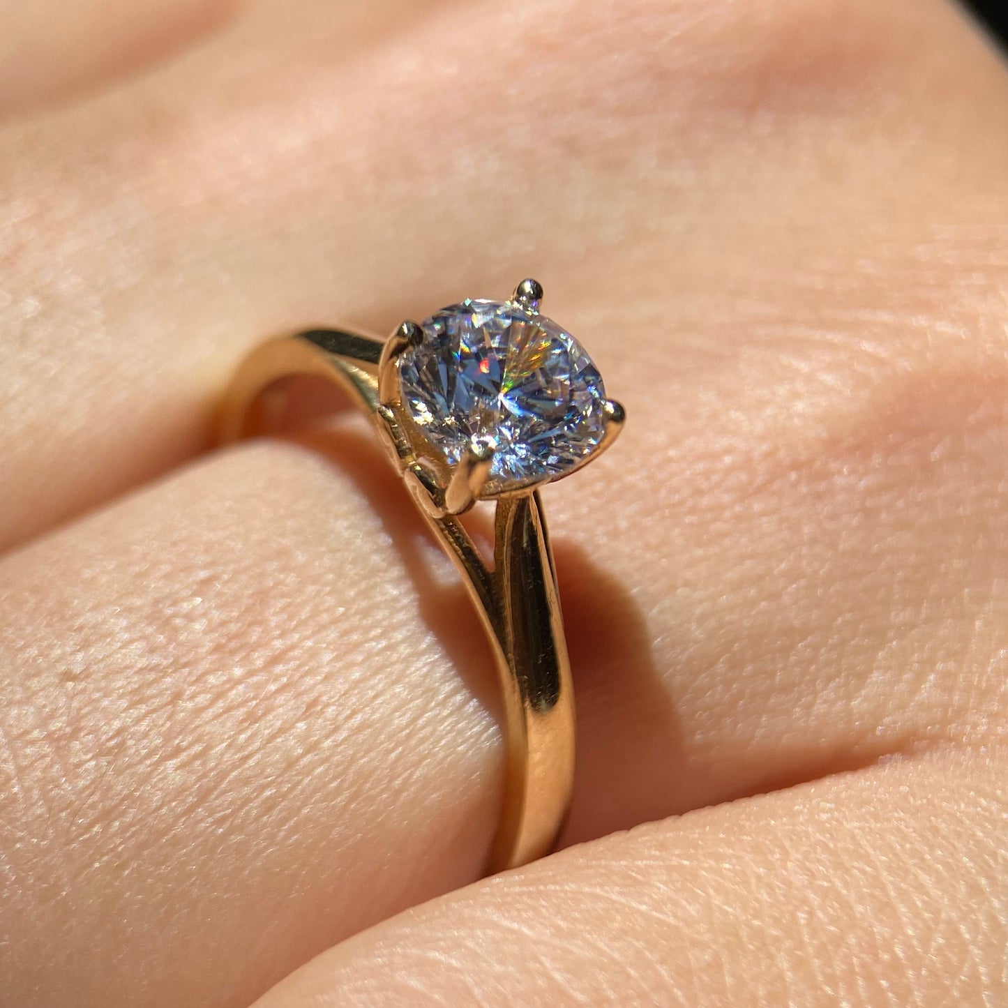 Anillo de compromiso en oro