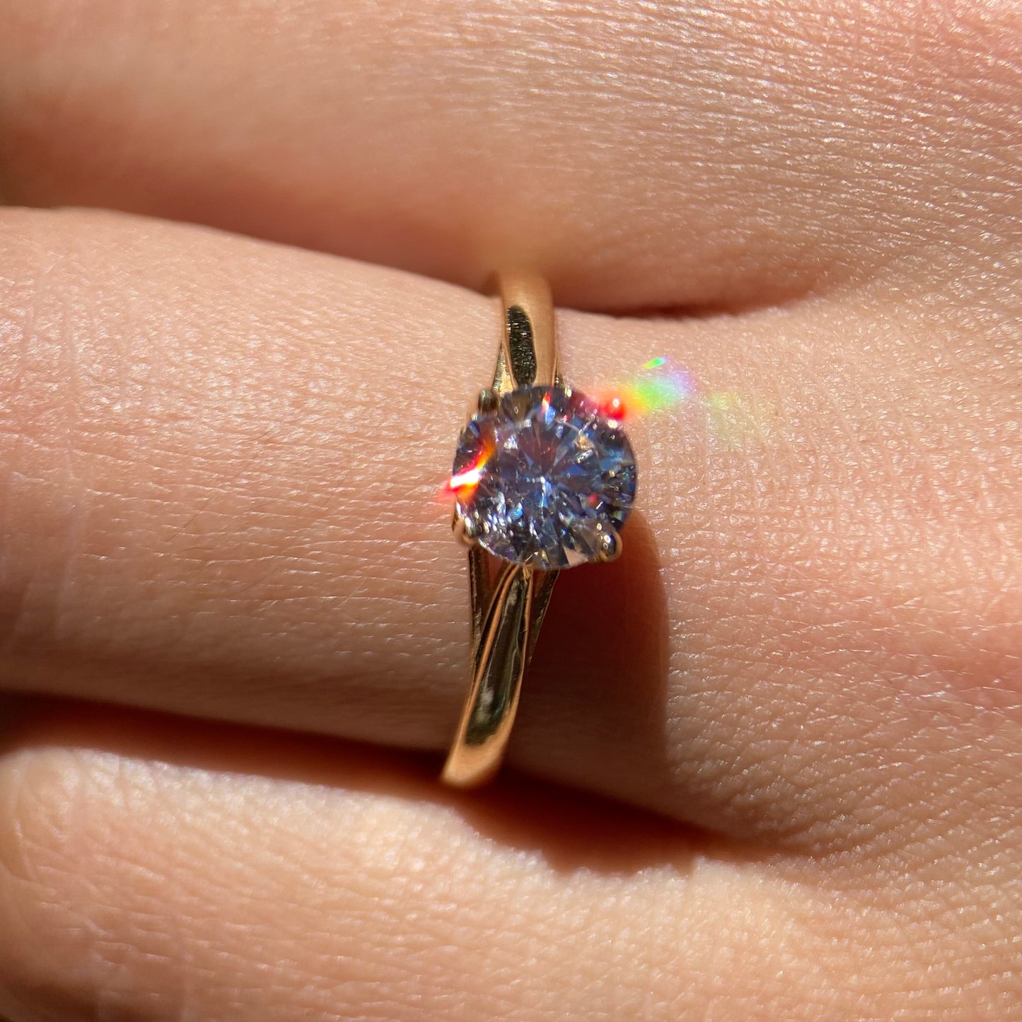 Anillo de compromiso en oro