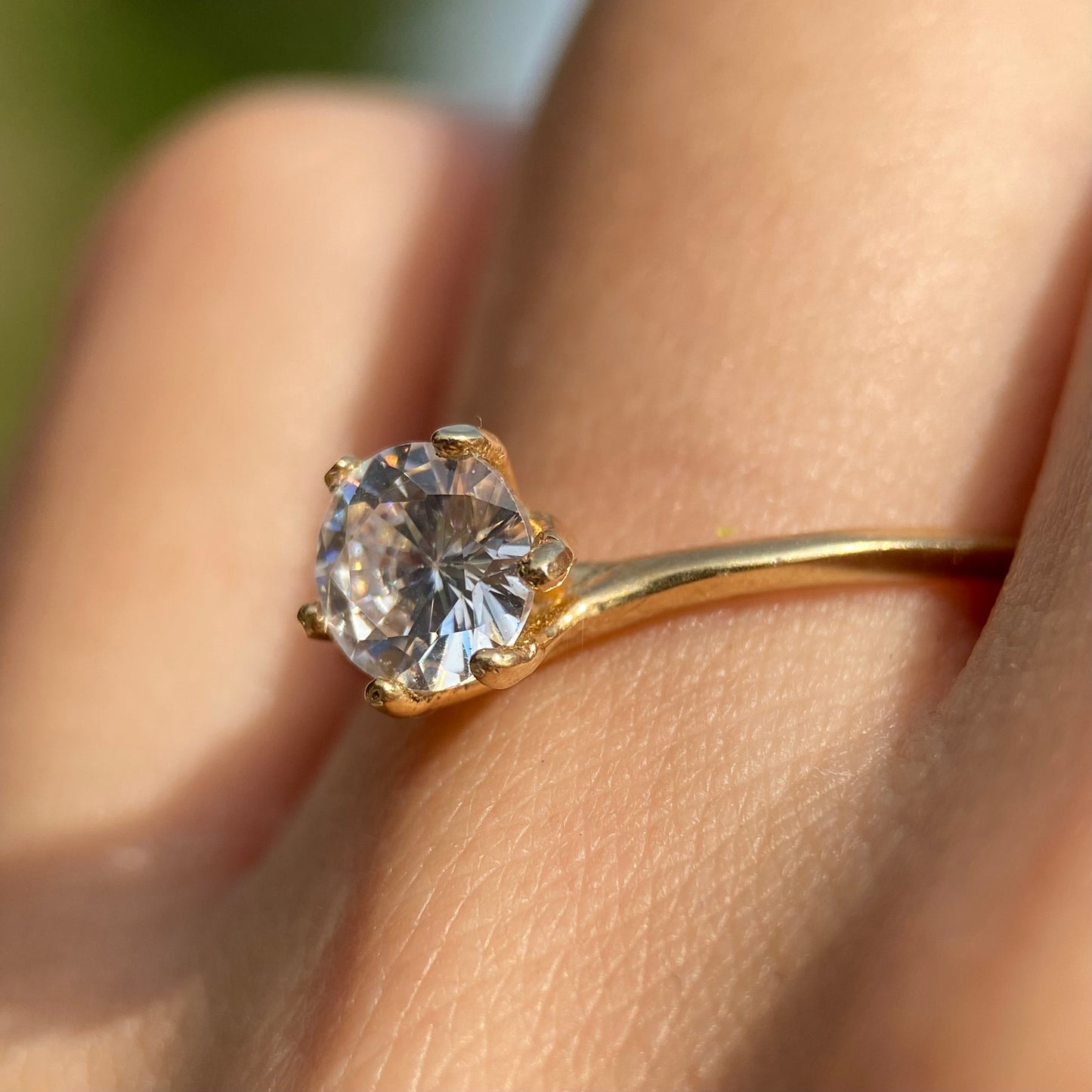 Anillo de compromiso en oro