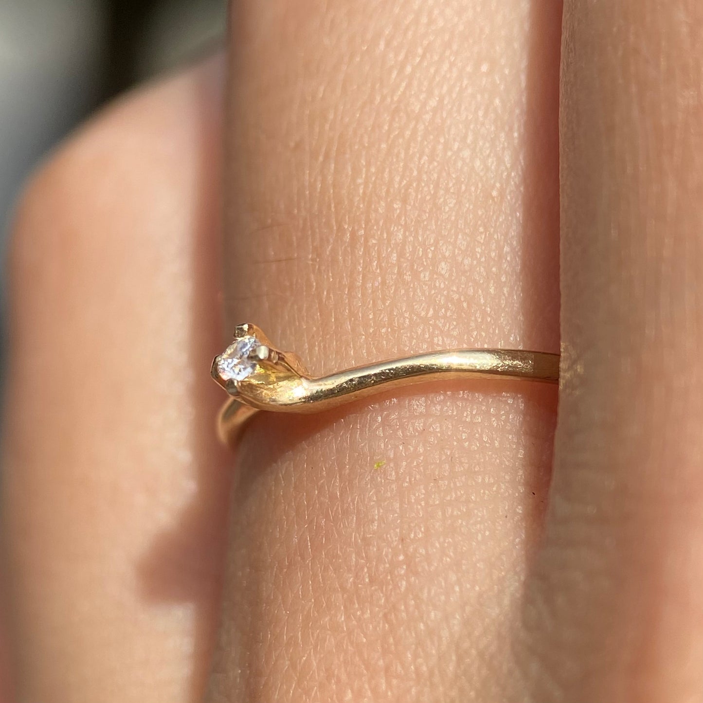 Anillo de compromiso en oro