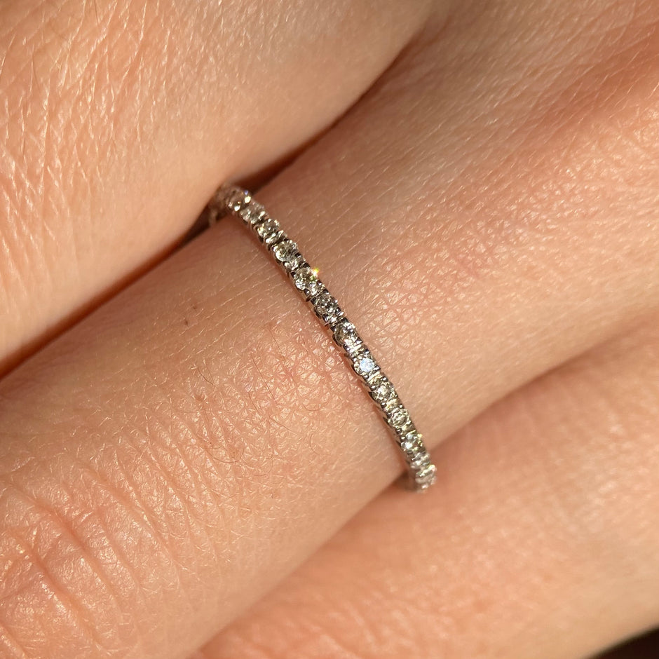 Media Churumbela Clio en Oro Blanco de 14k con Diamantes .12 cts Mod: OF1690