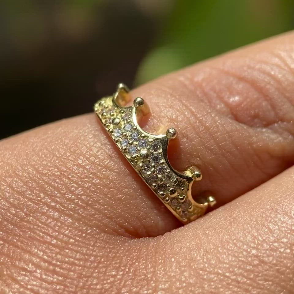 Anillo de corona class en Oro