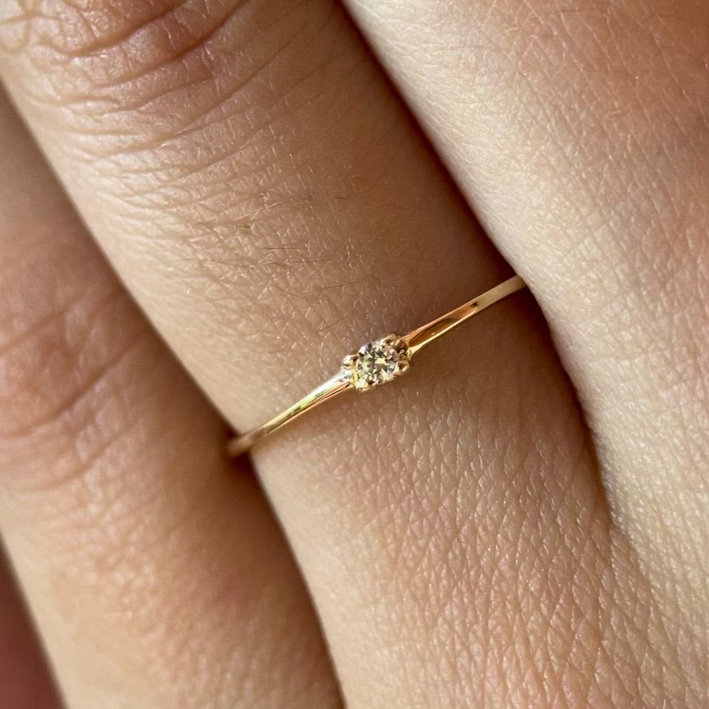 Anillo de compromiso en oro