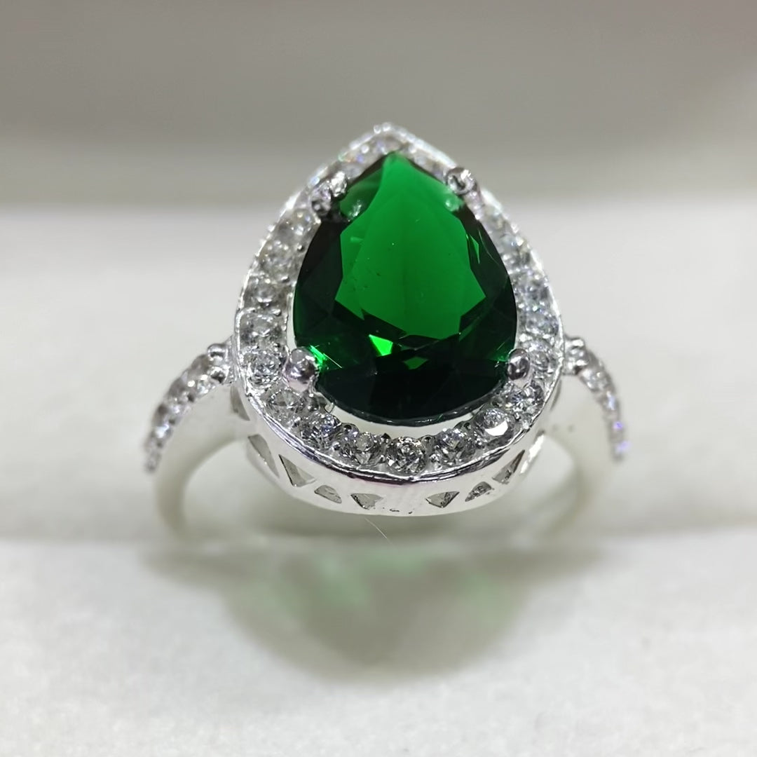 ANILLO PIEDRA VERDE PLATA DE LEY Selecciona la talla Talla 12