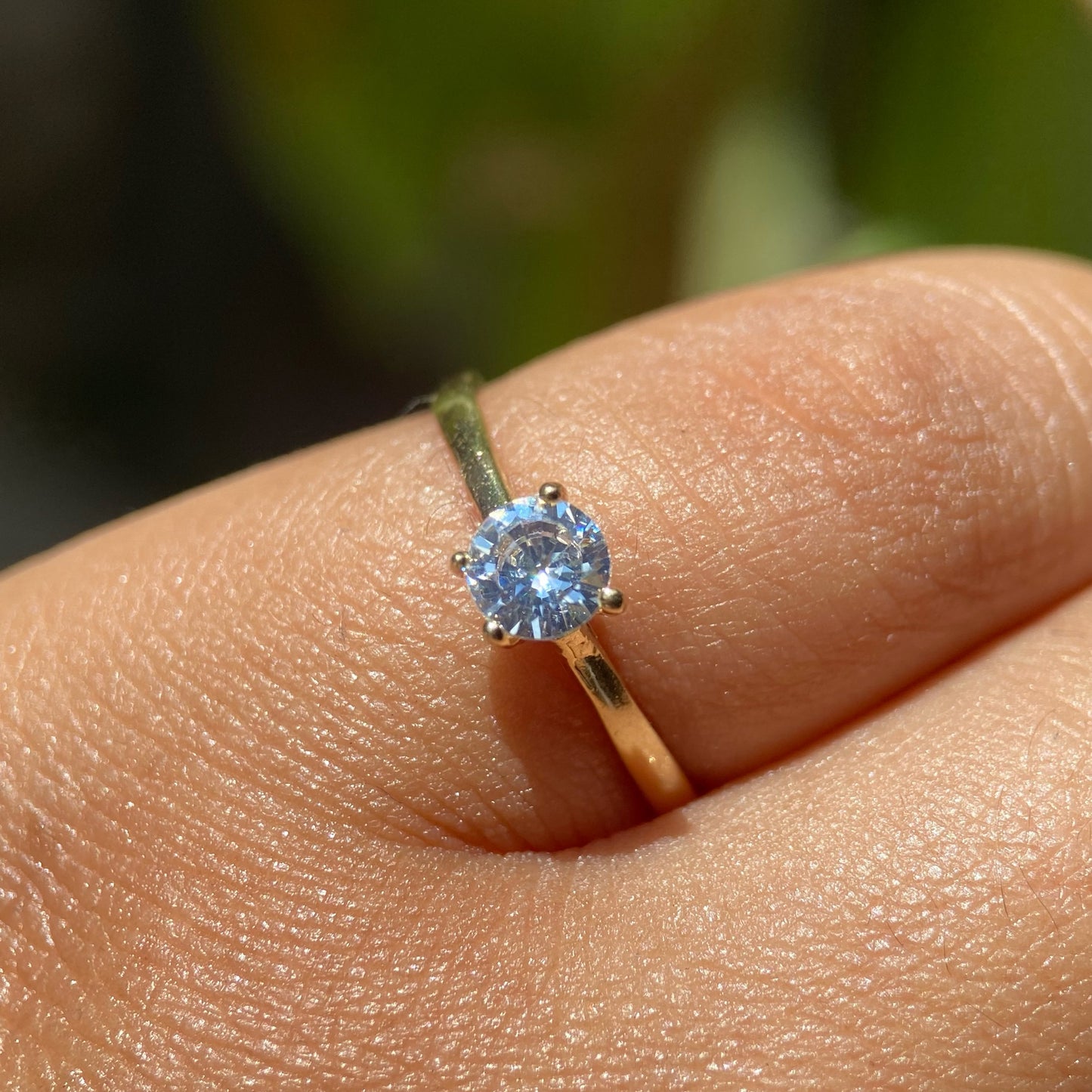 Anillo de compromiso en oro
