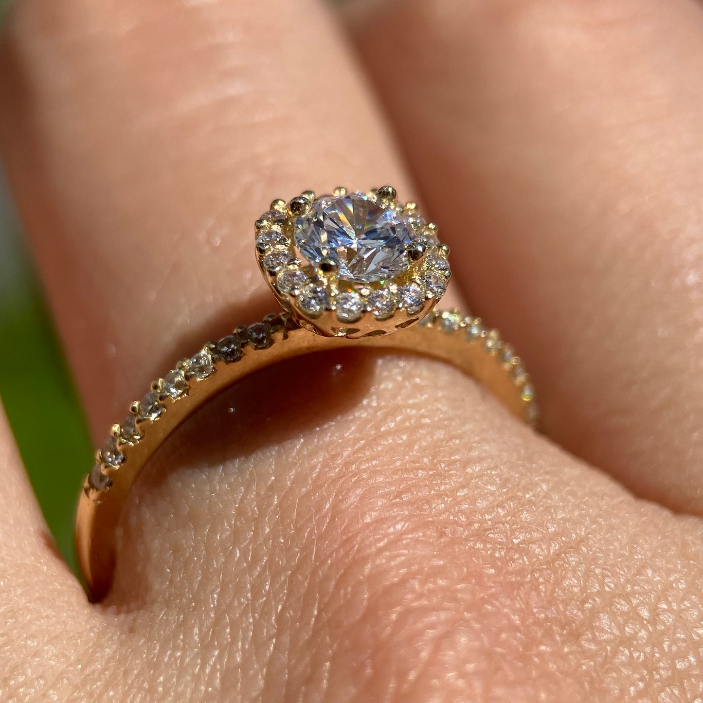 Anillo de compromiso en oro