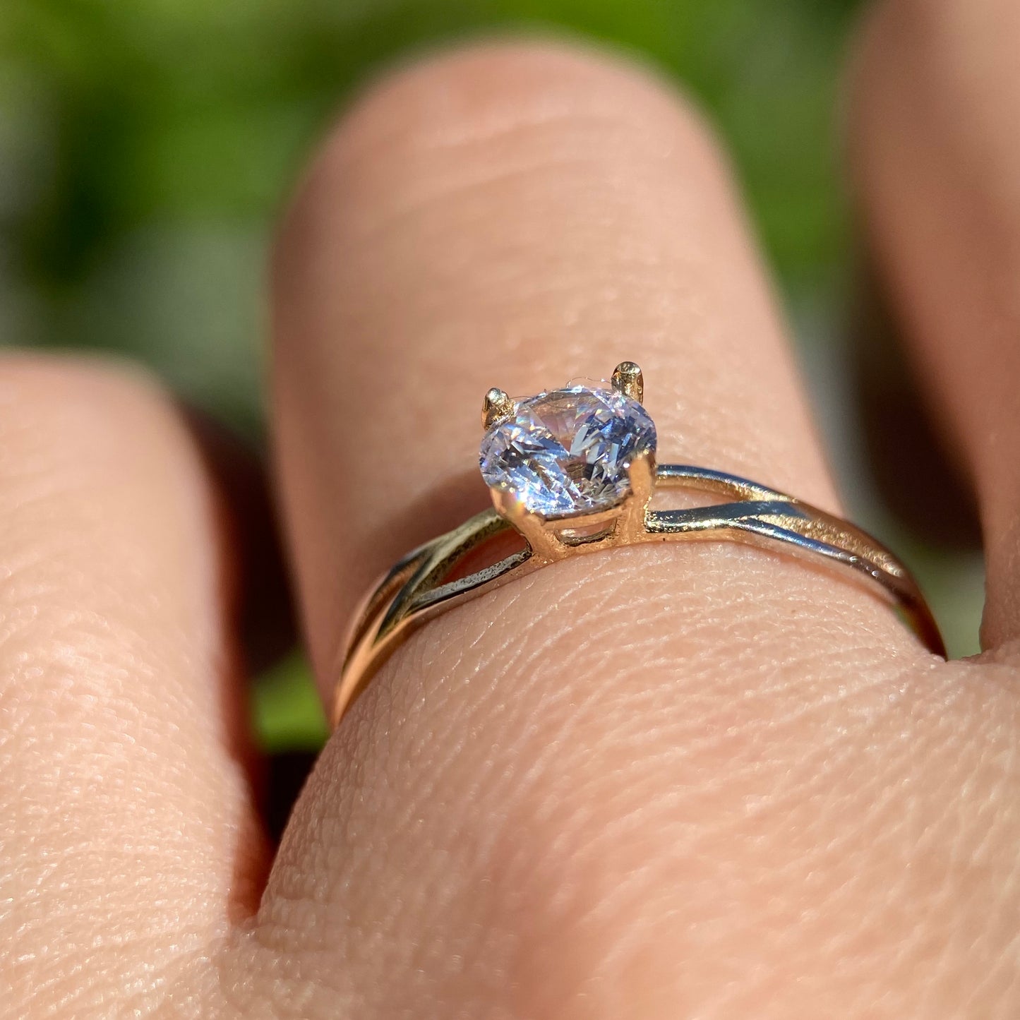 Anillo de compromiso en oro
