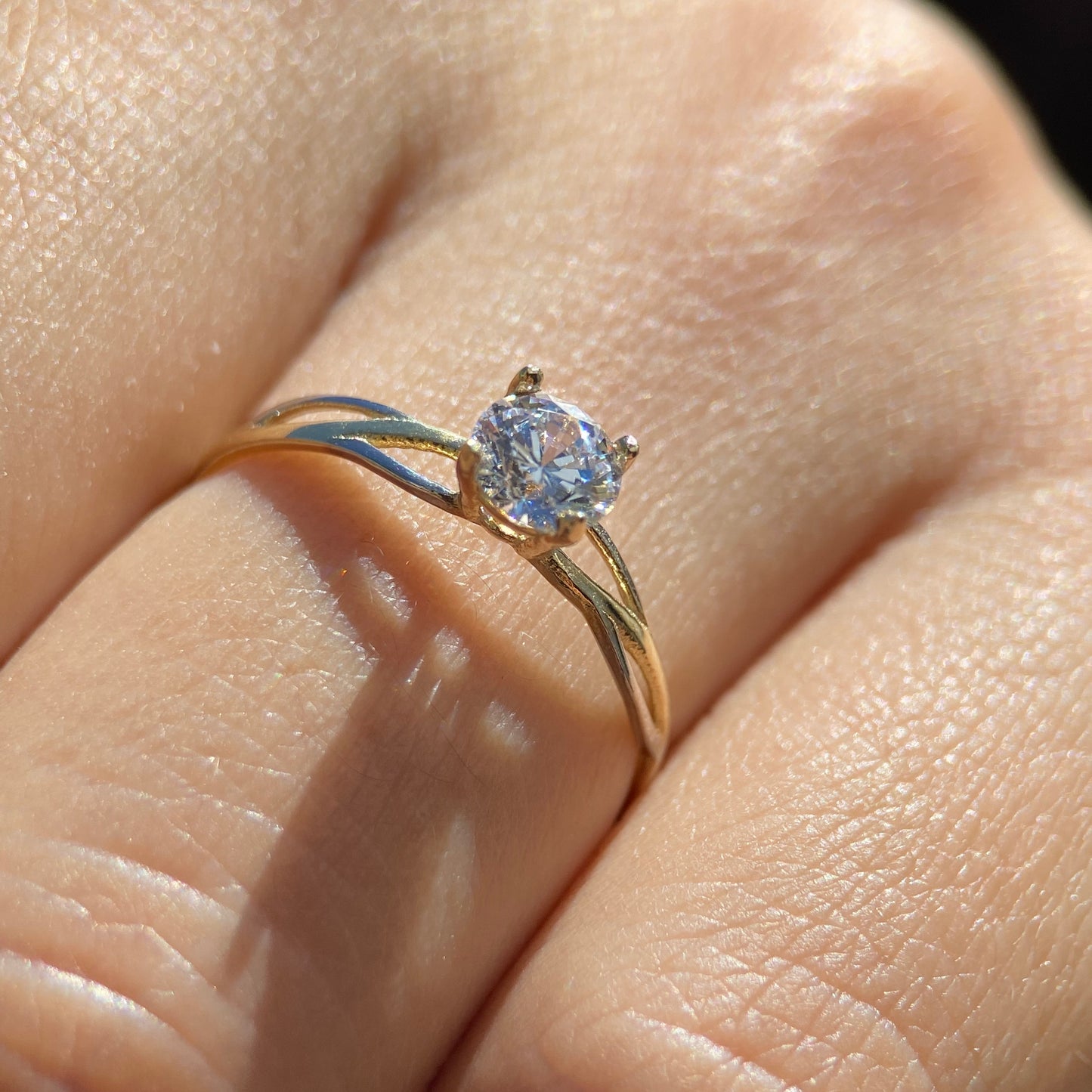 Anillo de compromiso en oro