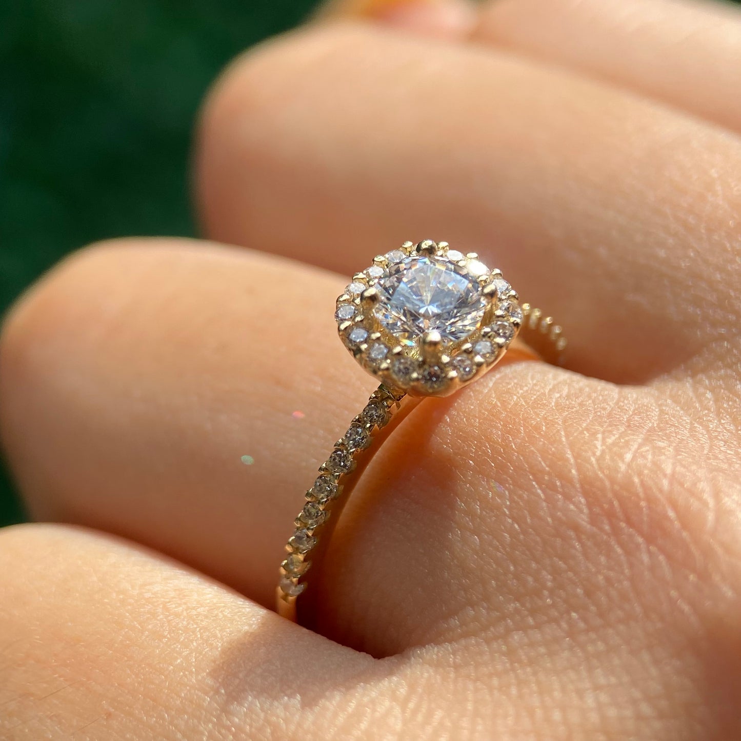 Anillo de compromiso en oro