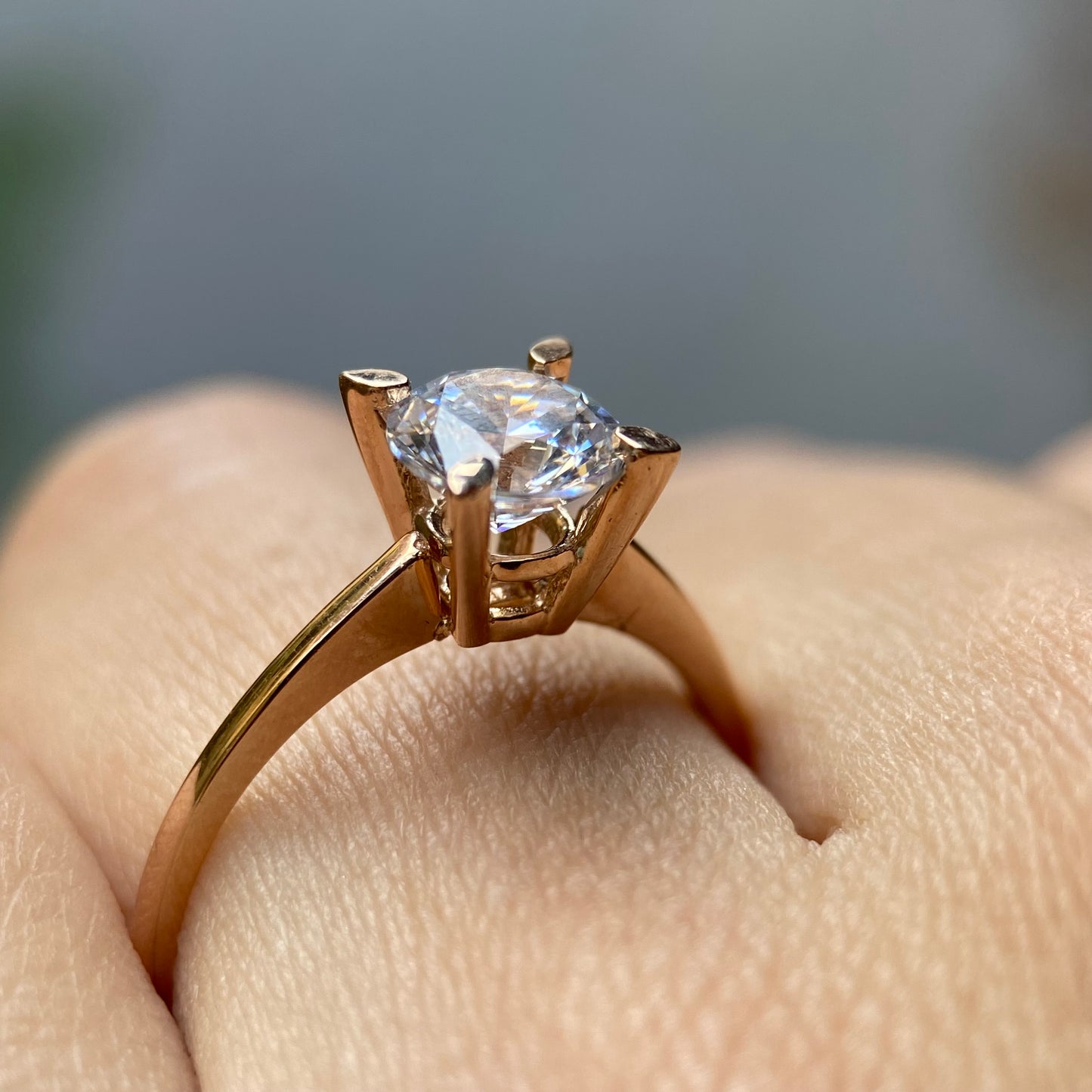 Anillo de compromiso en oro