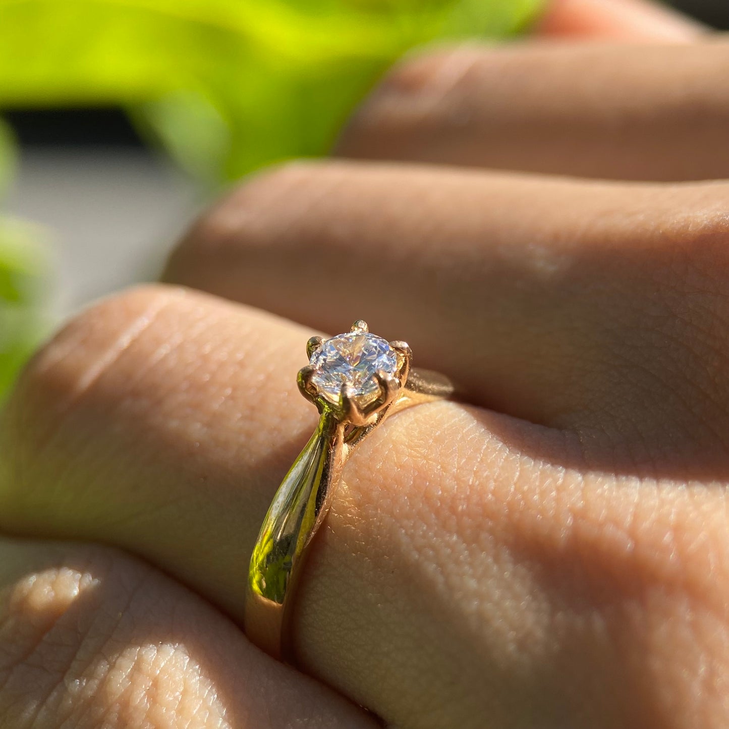 Anillo de compromiso en oro