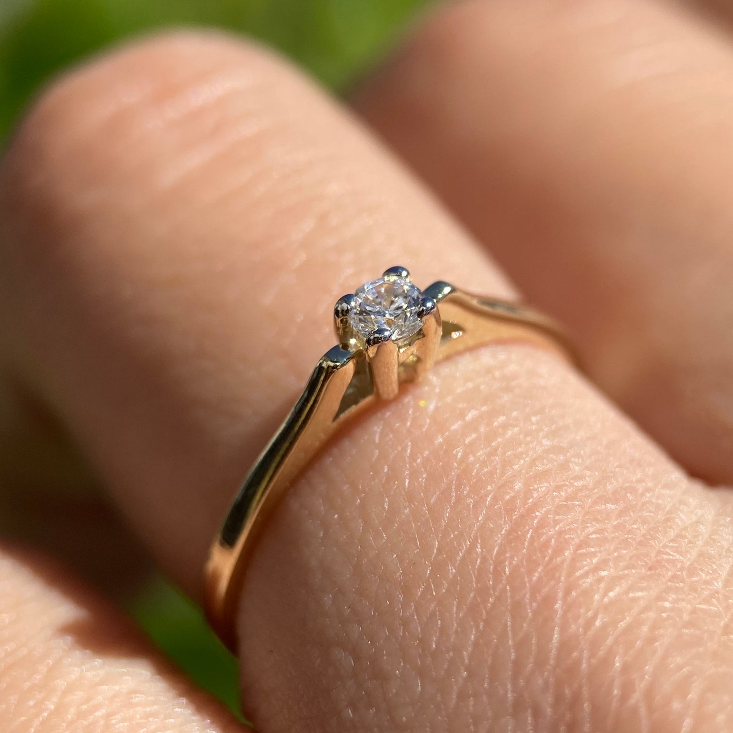Anillo de compromiso en oro