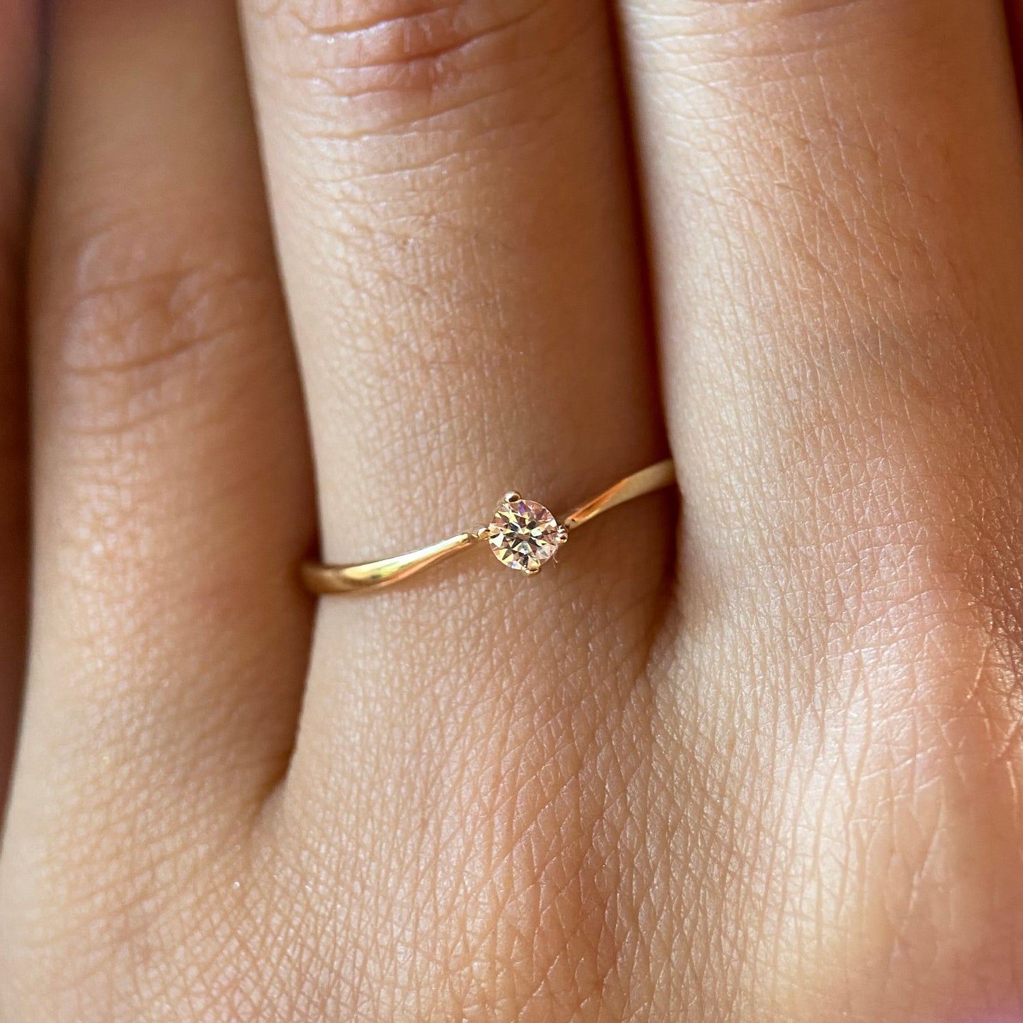 Anillo de compromiso en oro