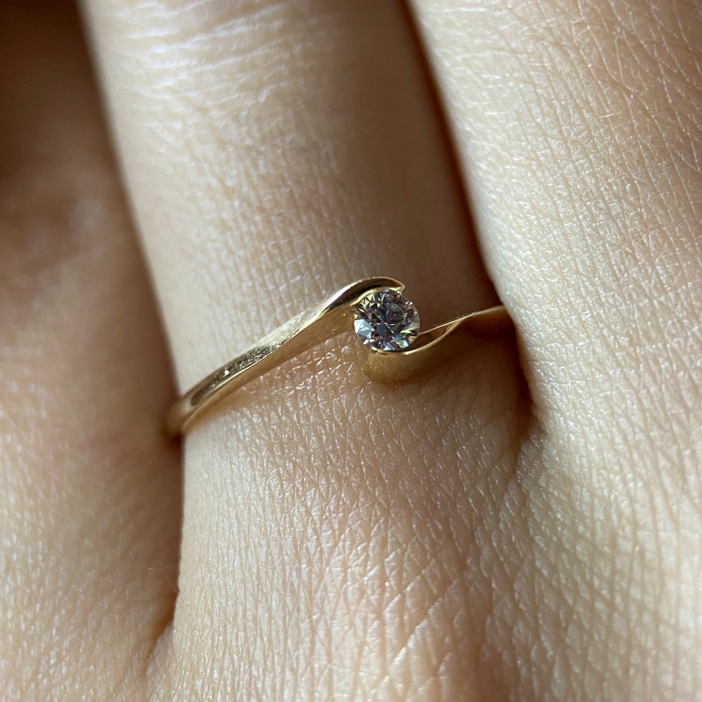 Anillo de compromiso en oro