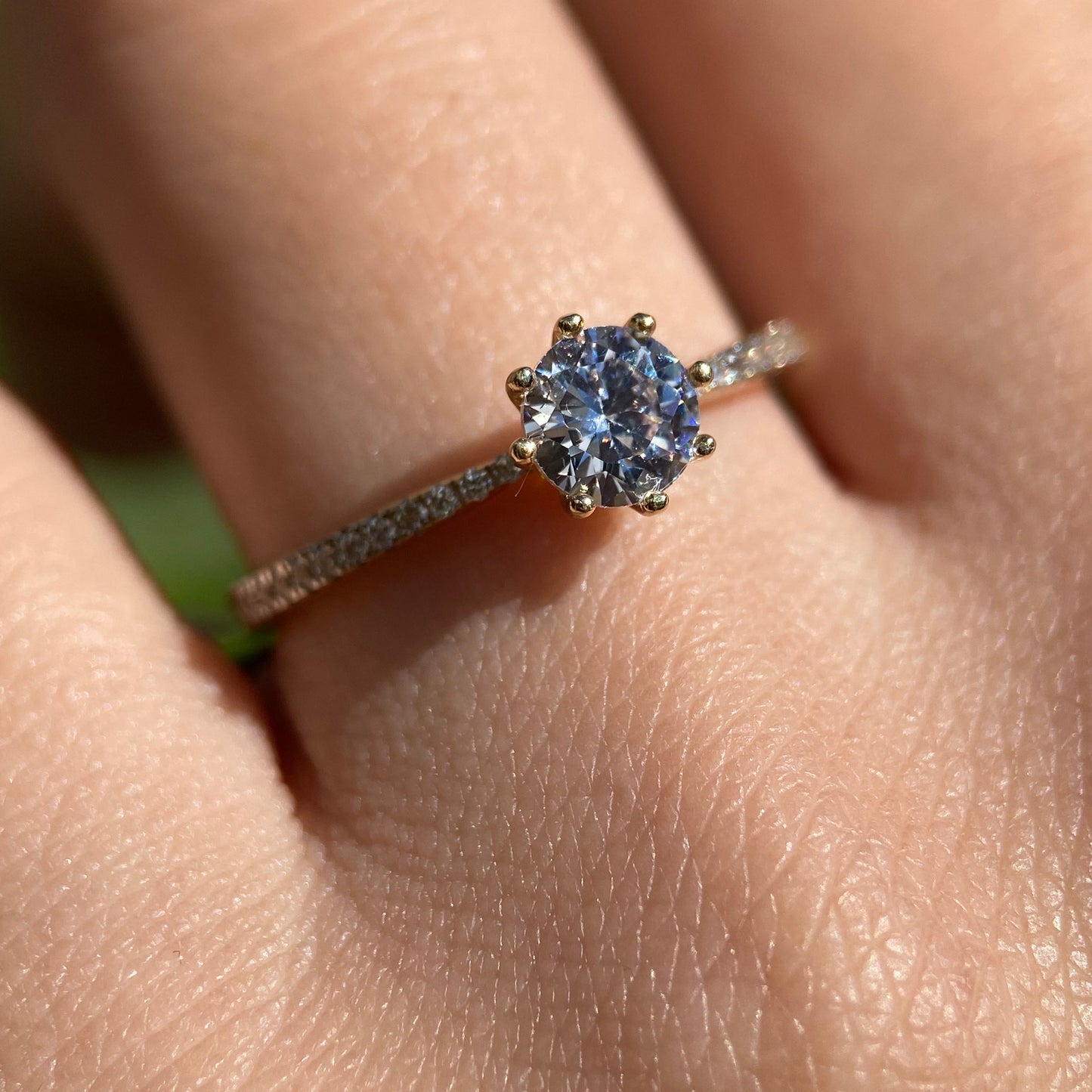 10k Yellow Gold Ring with Zirconia Cod: MAN060