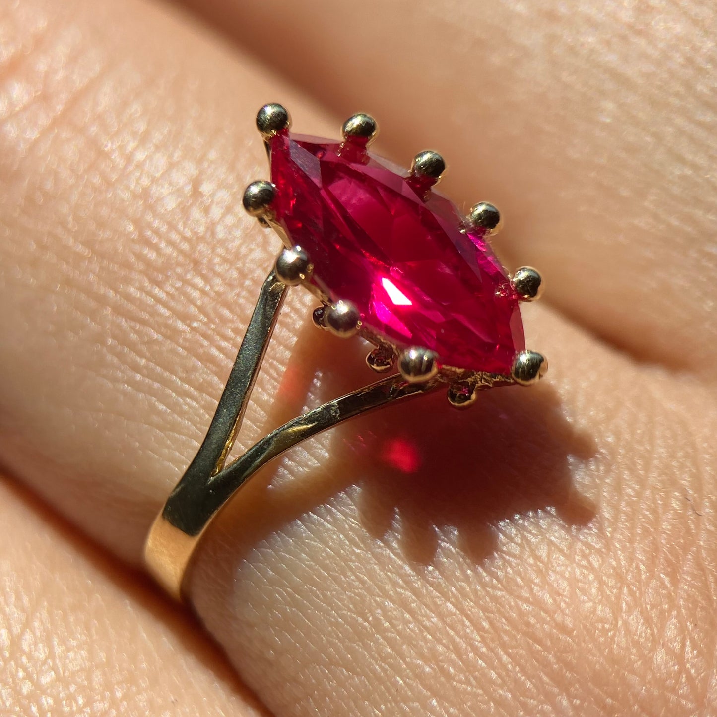 Anillo de compromiso en oro