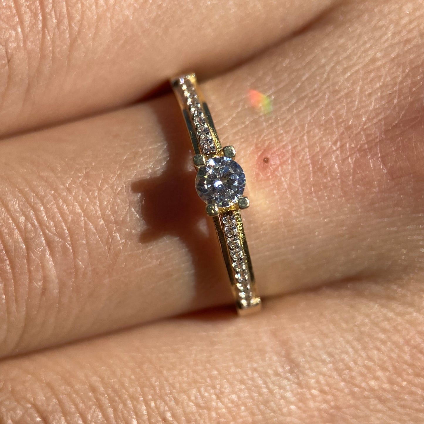 Anillo de compromiso en oro