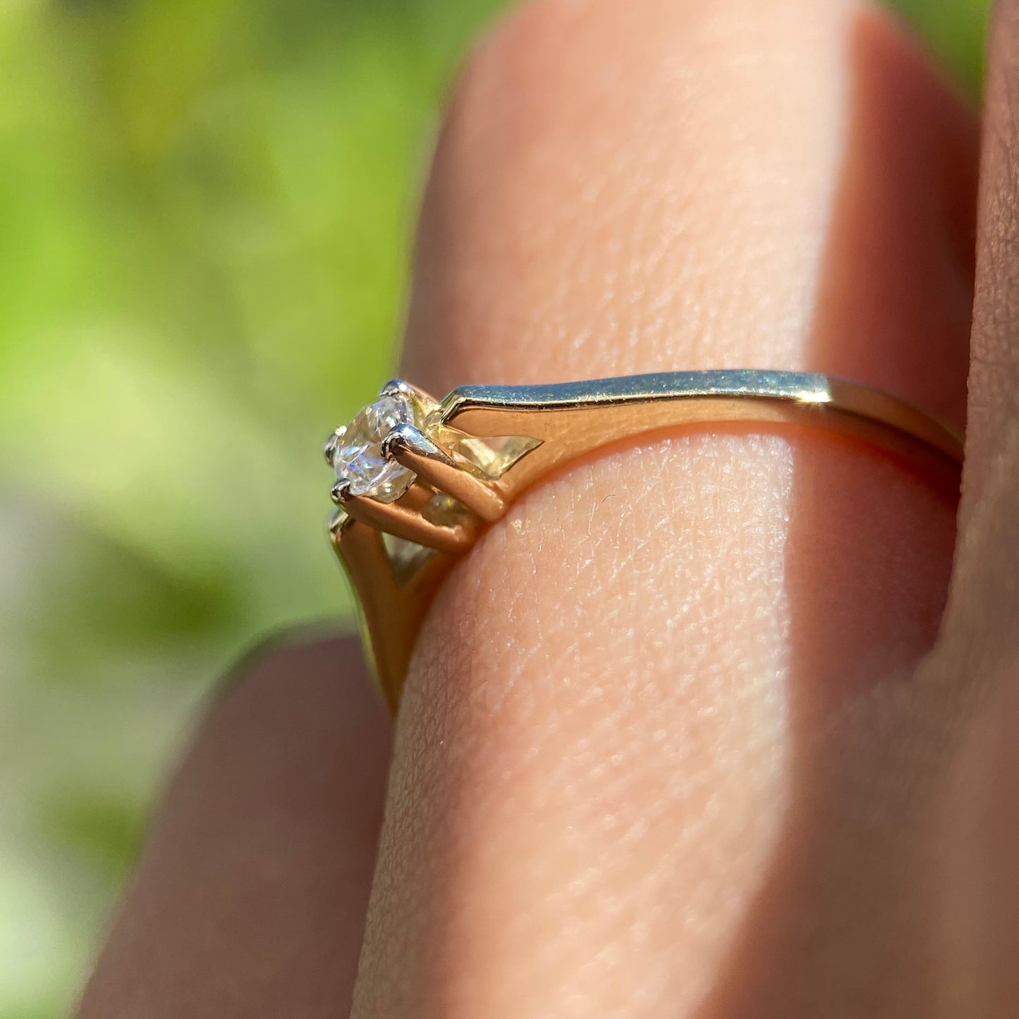 Anillo de compromiso en oro