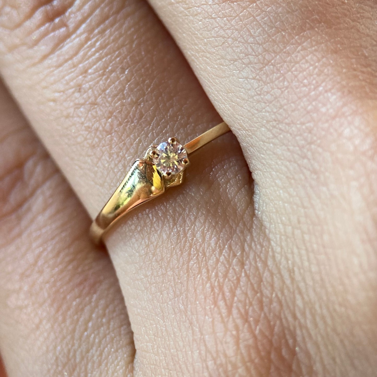 Anillo de compromiso en oro