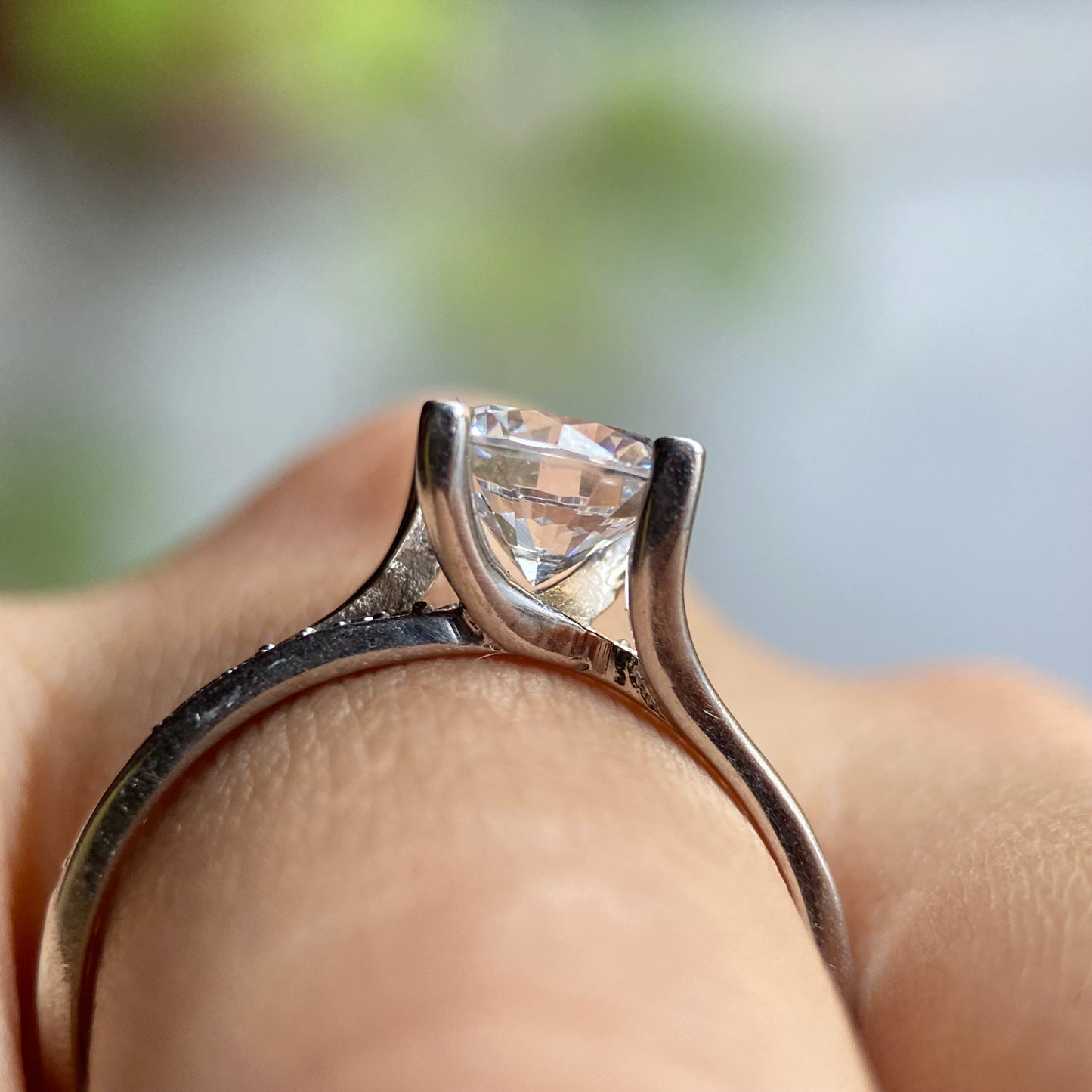 Anillo de compromiso en oro