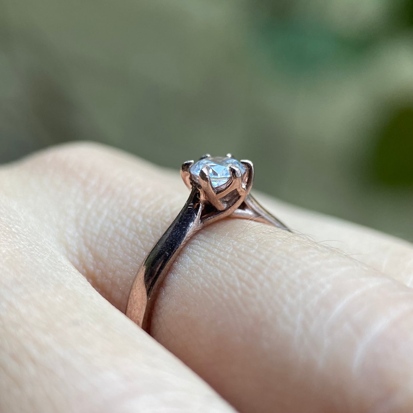 Anillo de compromiso en oro