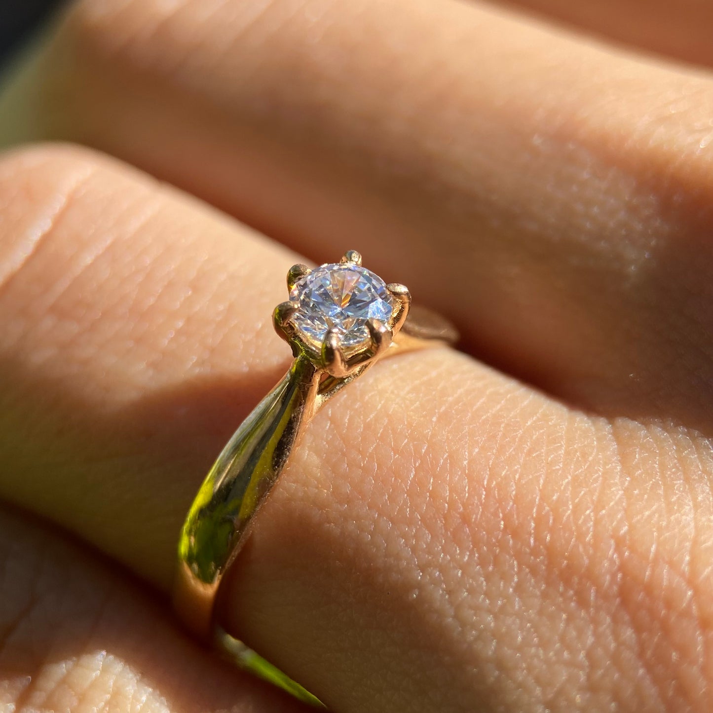 Anillo de compromiso en oro