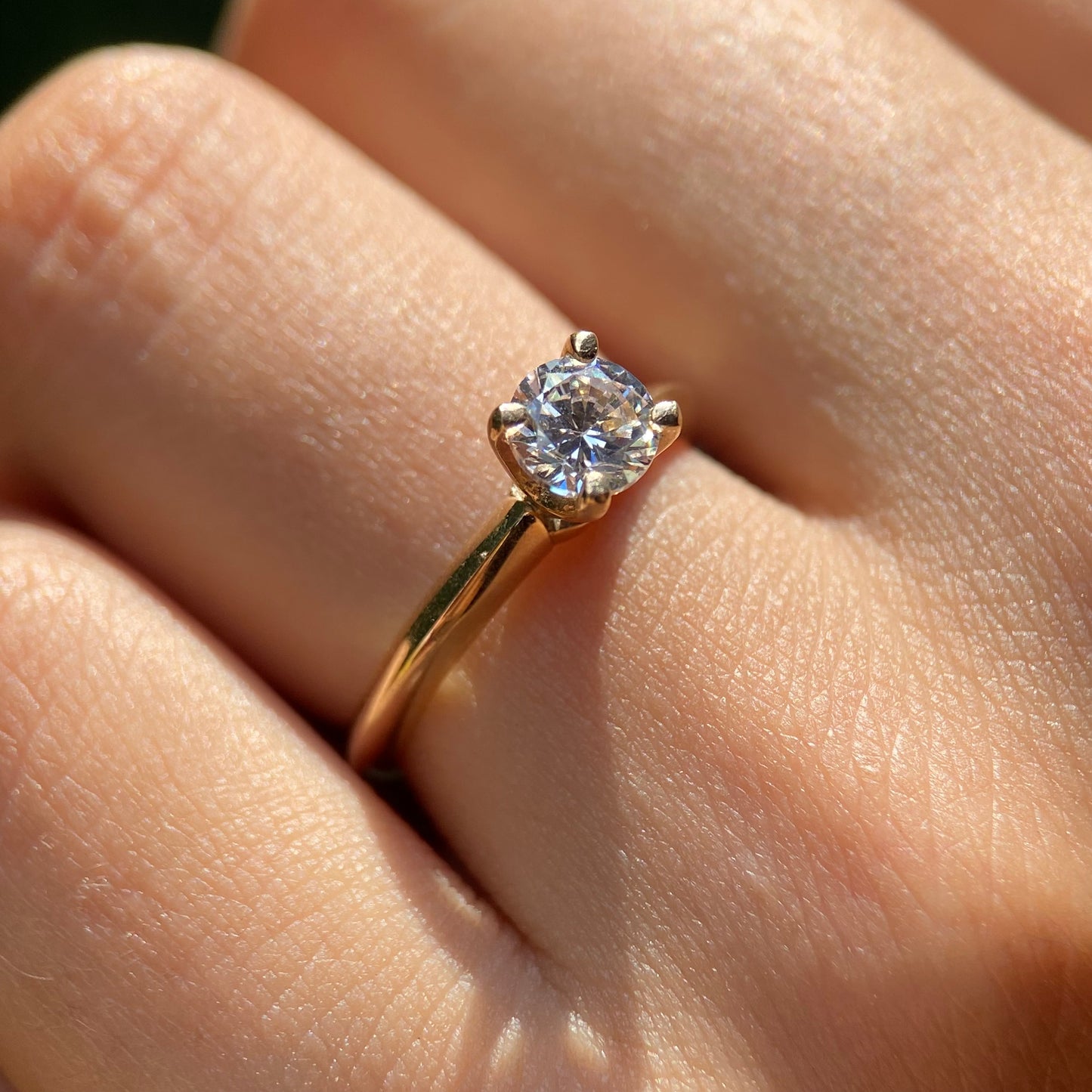 Anillo de compromiso en oro