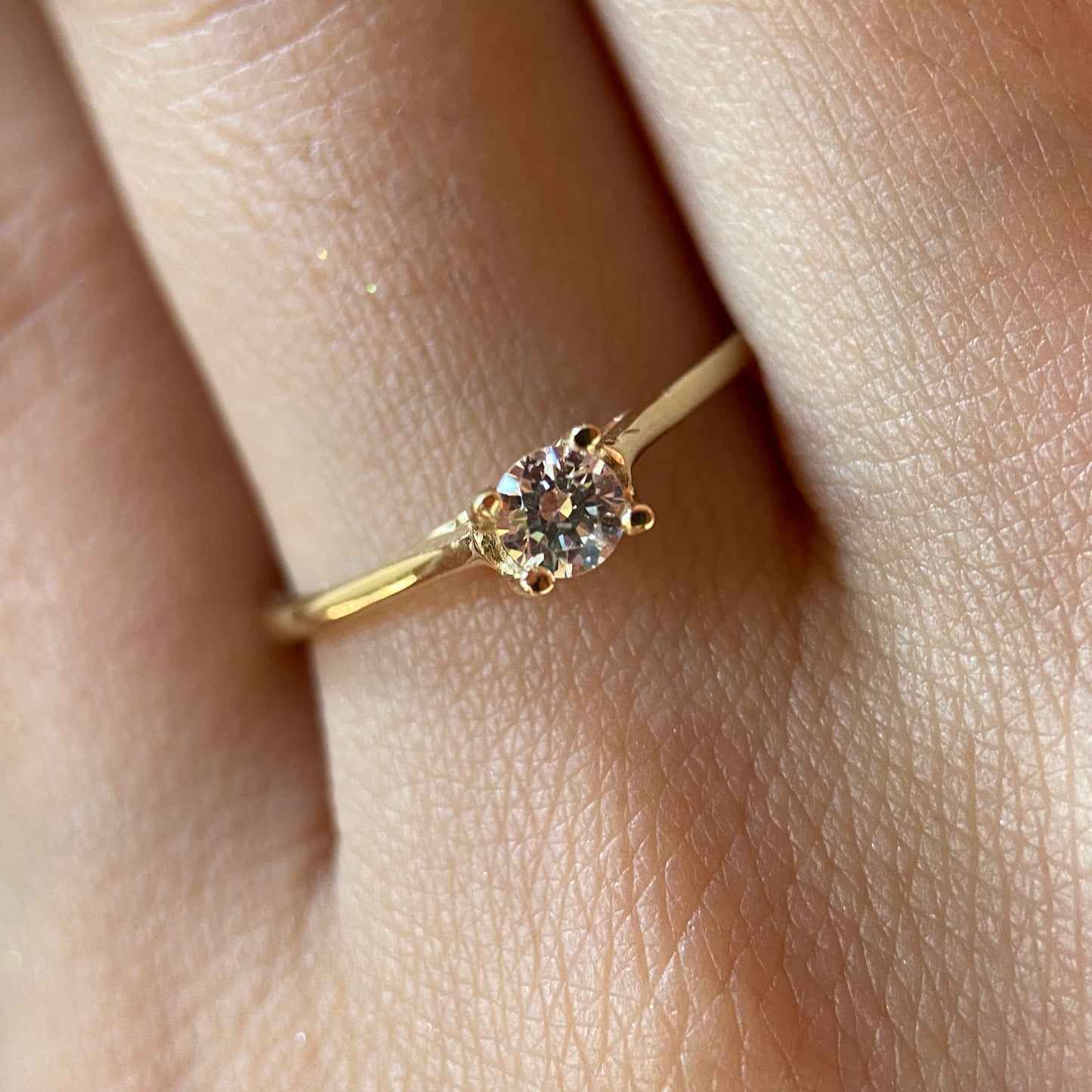 Anillo de compromiso en oro