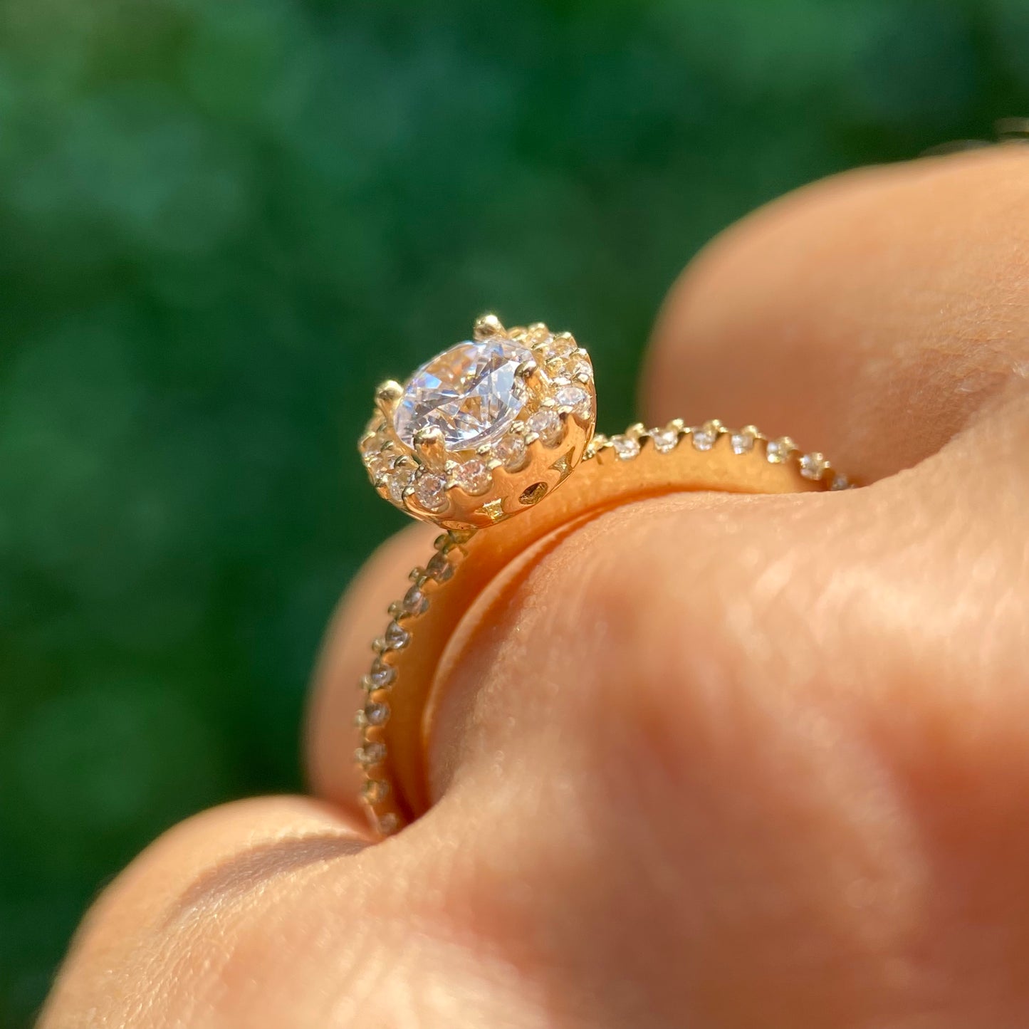 Anillo de compromiso en oro