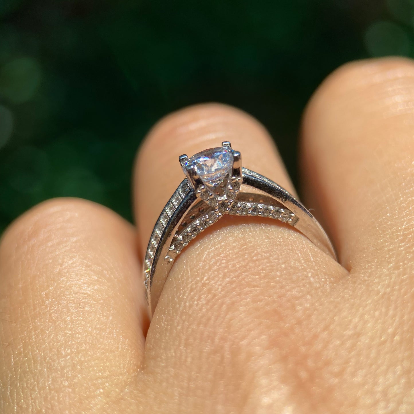 Anillo de compromiso en oro