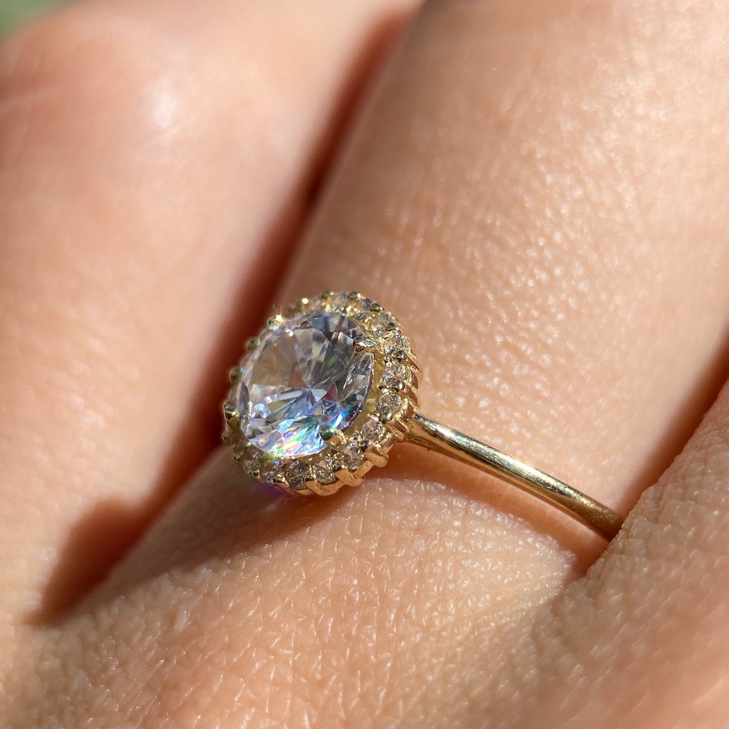 Anillo de compromiso en oro