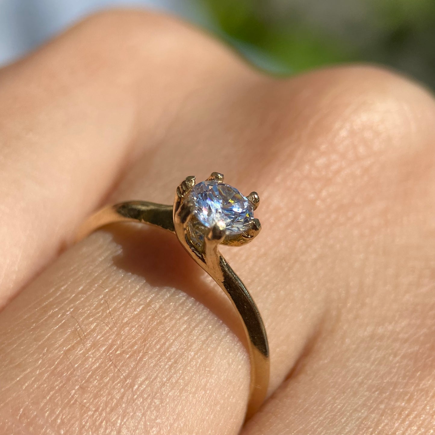 Anillo de compromiso en oro