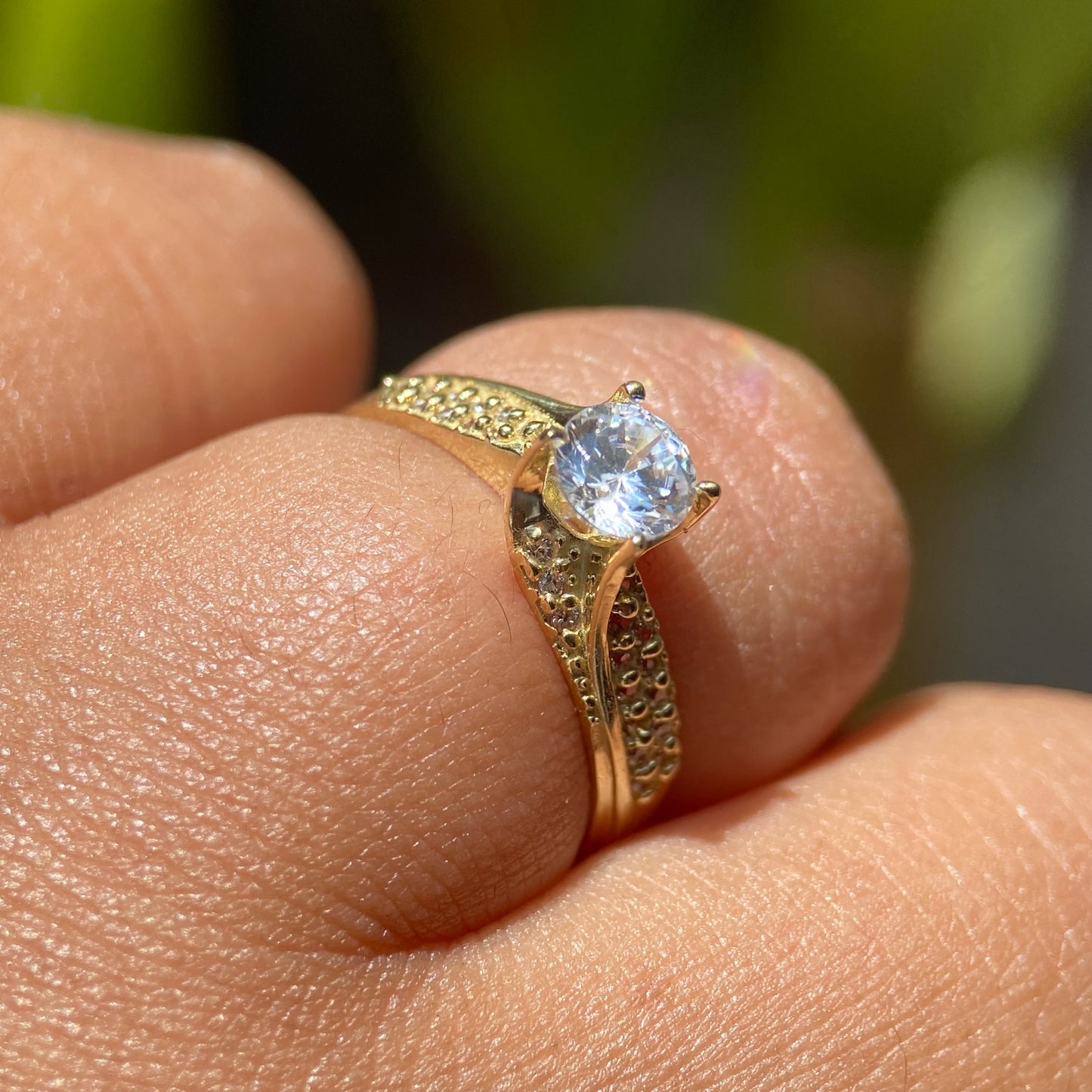 10k Yellow Gold Engagement Ring with Zirconia NO NAME