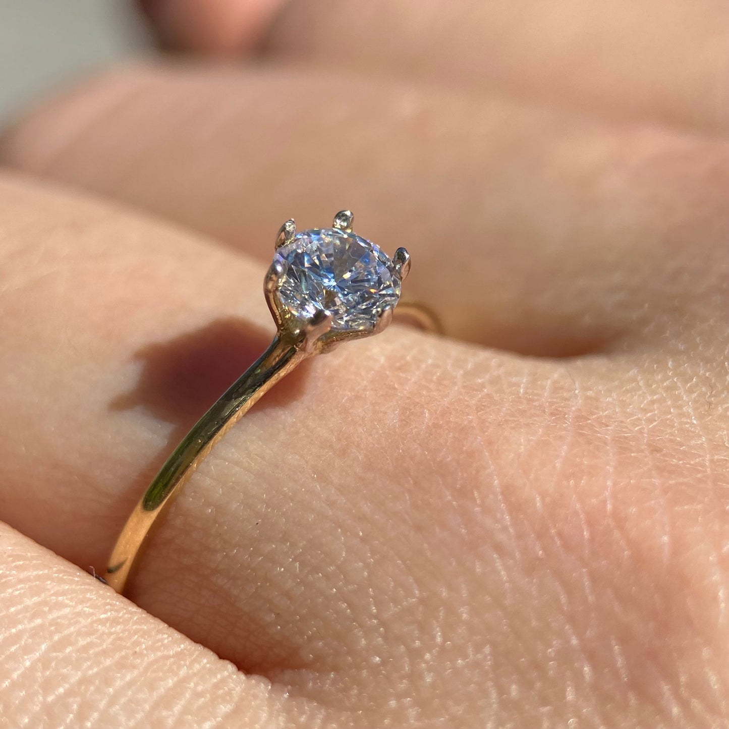 Anillo de compromiso en oro