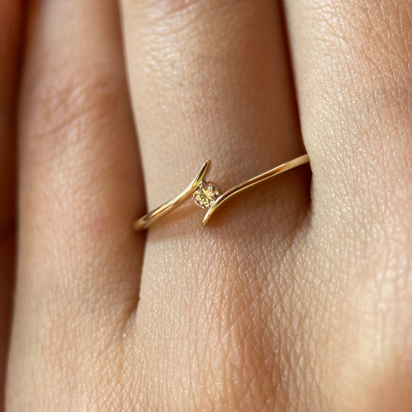 Anillo de compromiso en oro