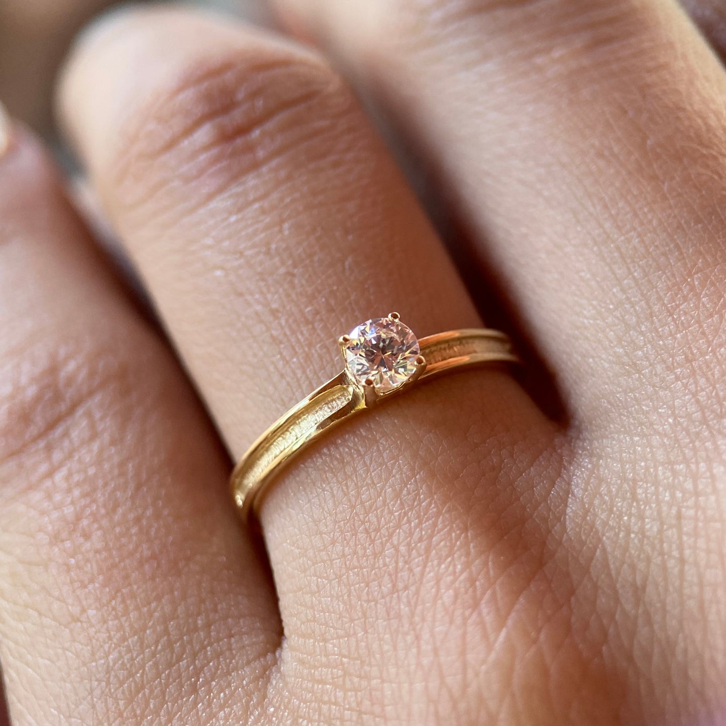 Anillo de compromiso en oro