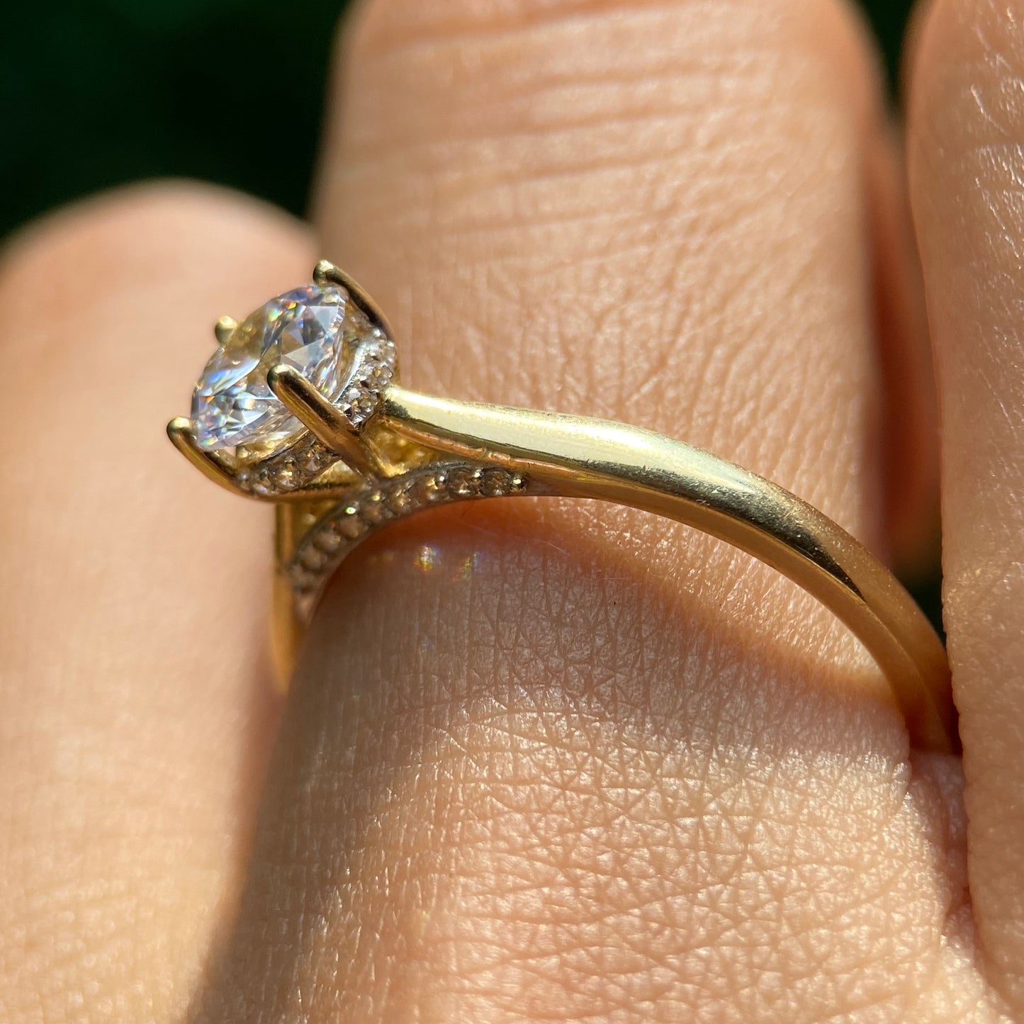 Anillo de compromiso en oro