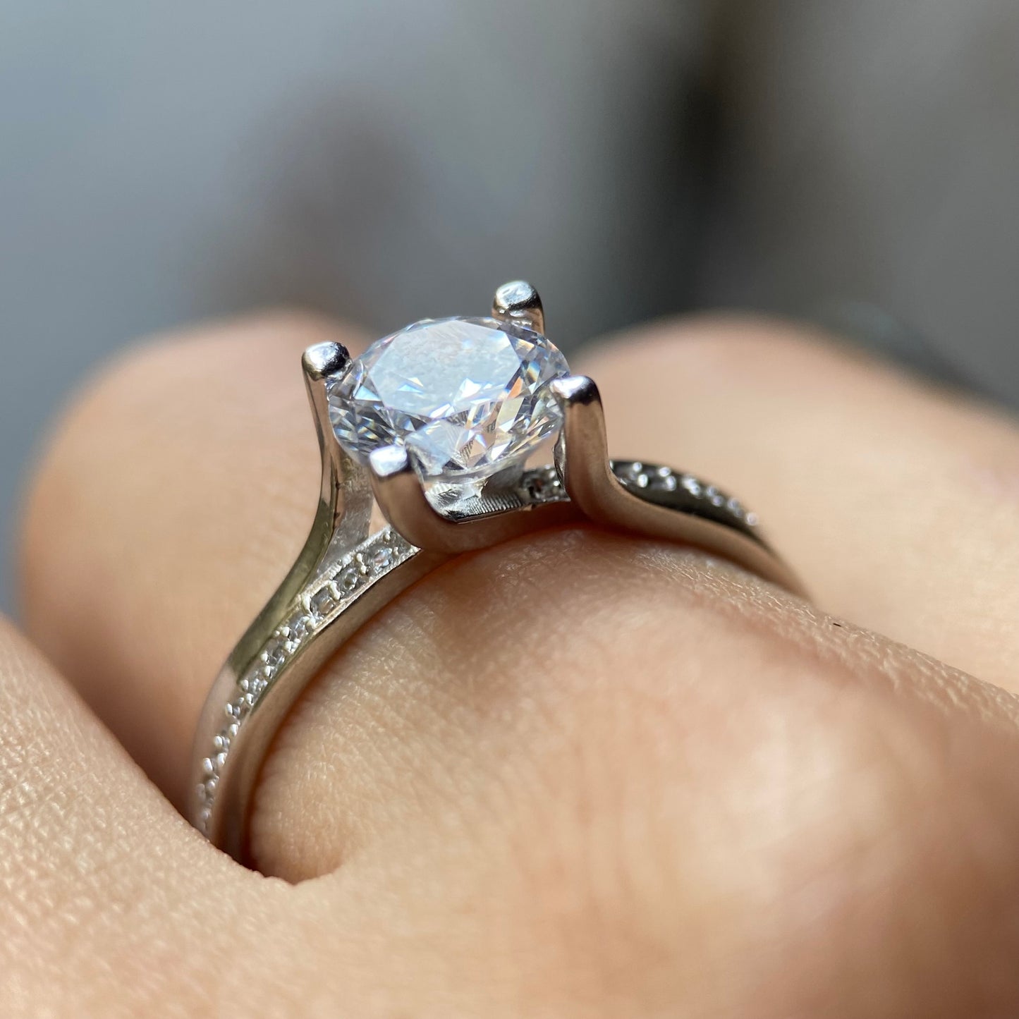 Anillo de compromiso en oro
