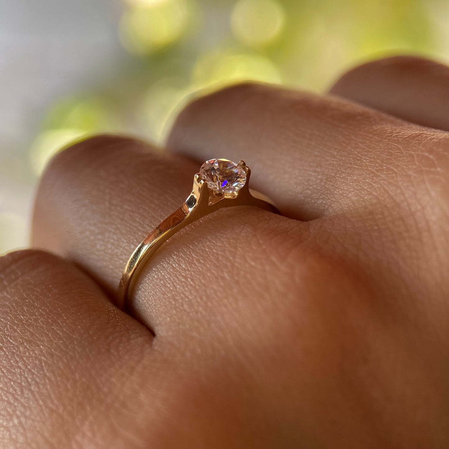 Anillo de compromiso en oro