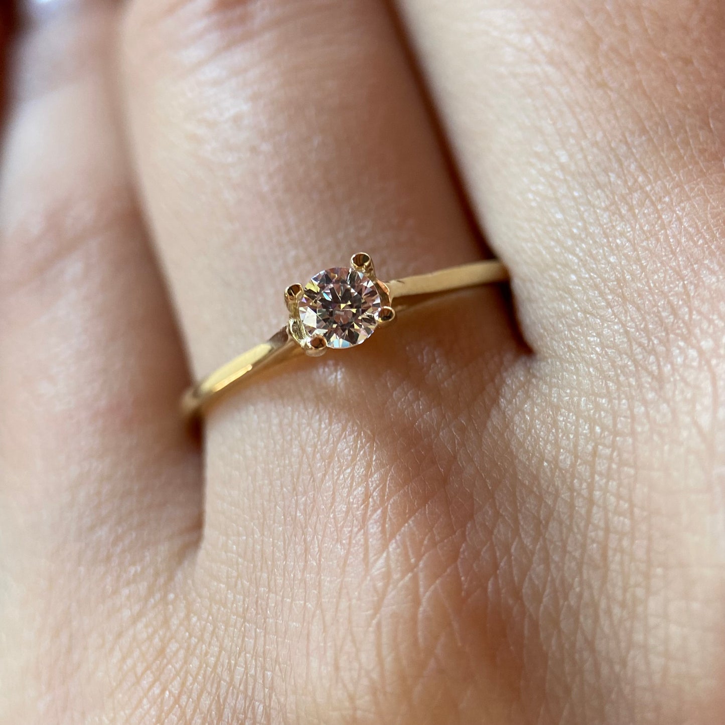 Anillo de compromiso en oro
