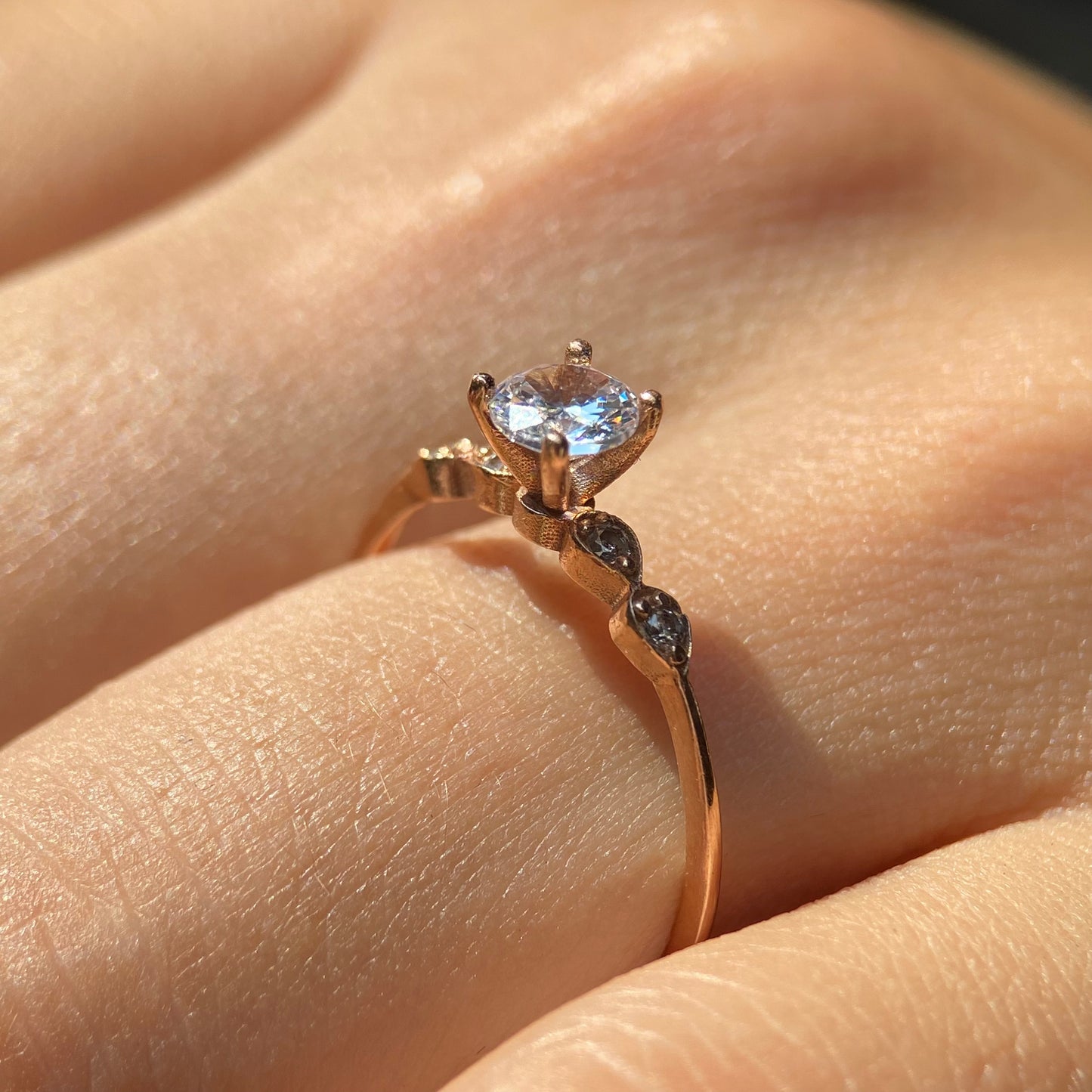 Anillo de compromiso en oro