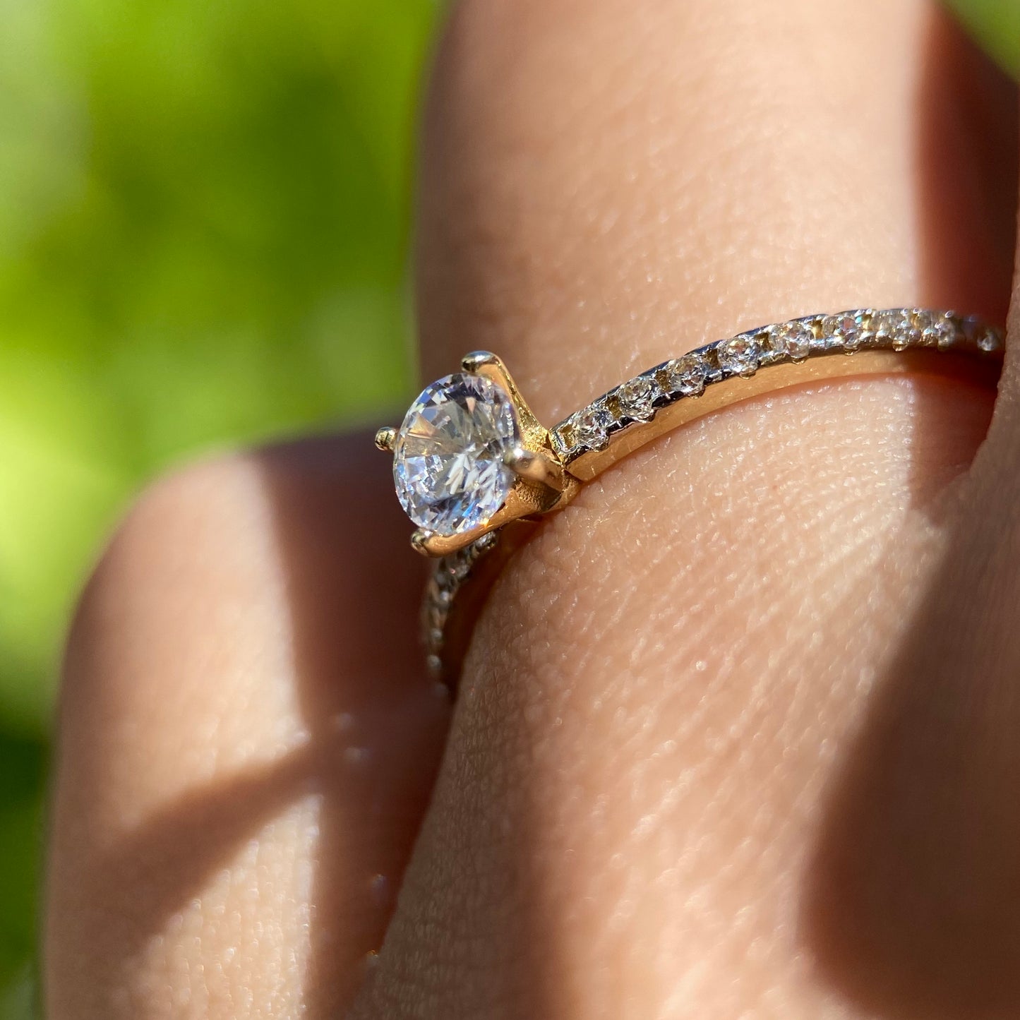 10k Yellow Gold Ring with Zirconia Cod: MAN061