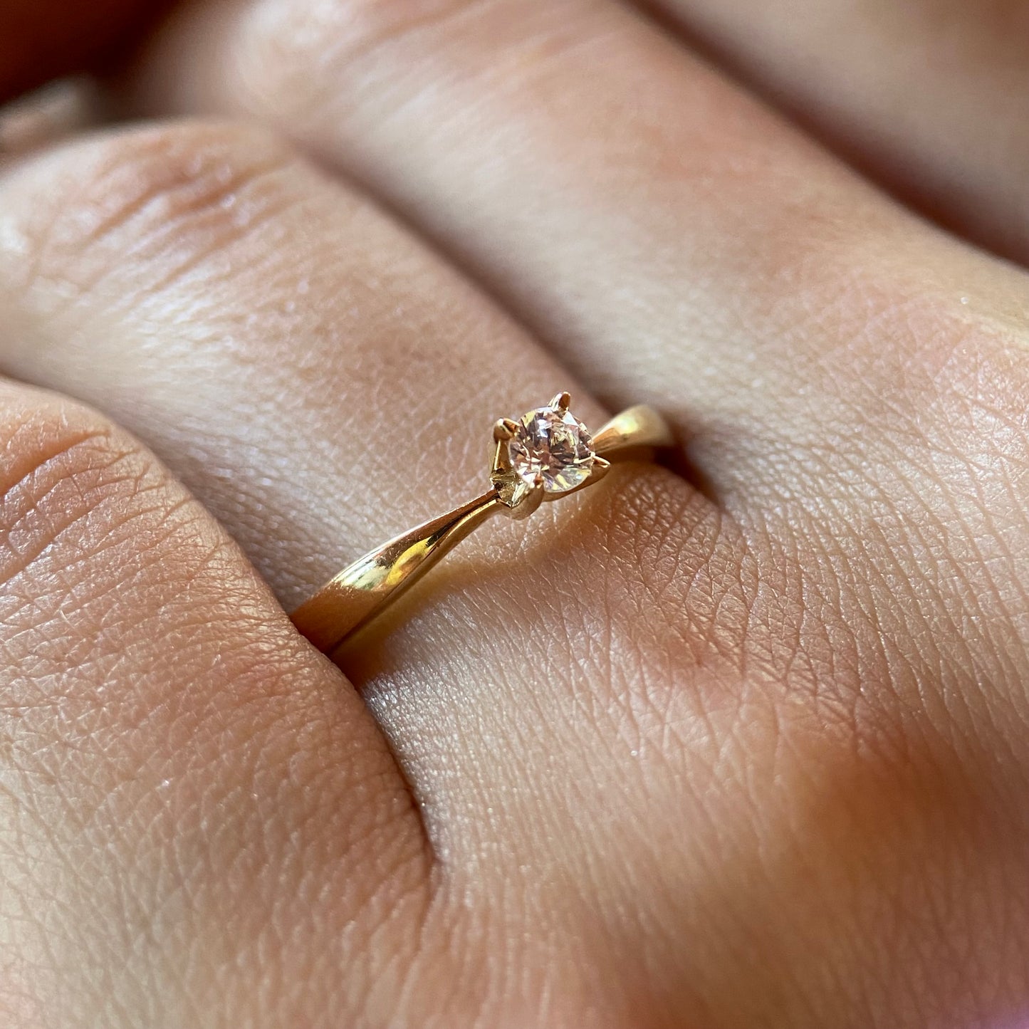 Anillo de compromiso en oro