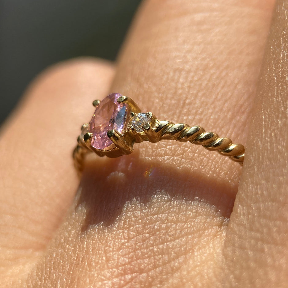 Anillo de compromiso en oro