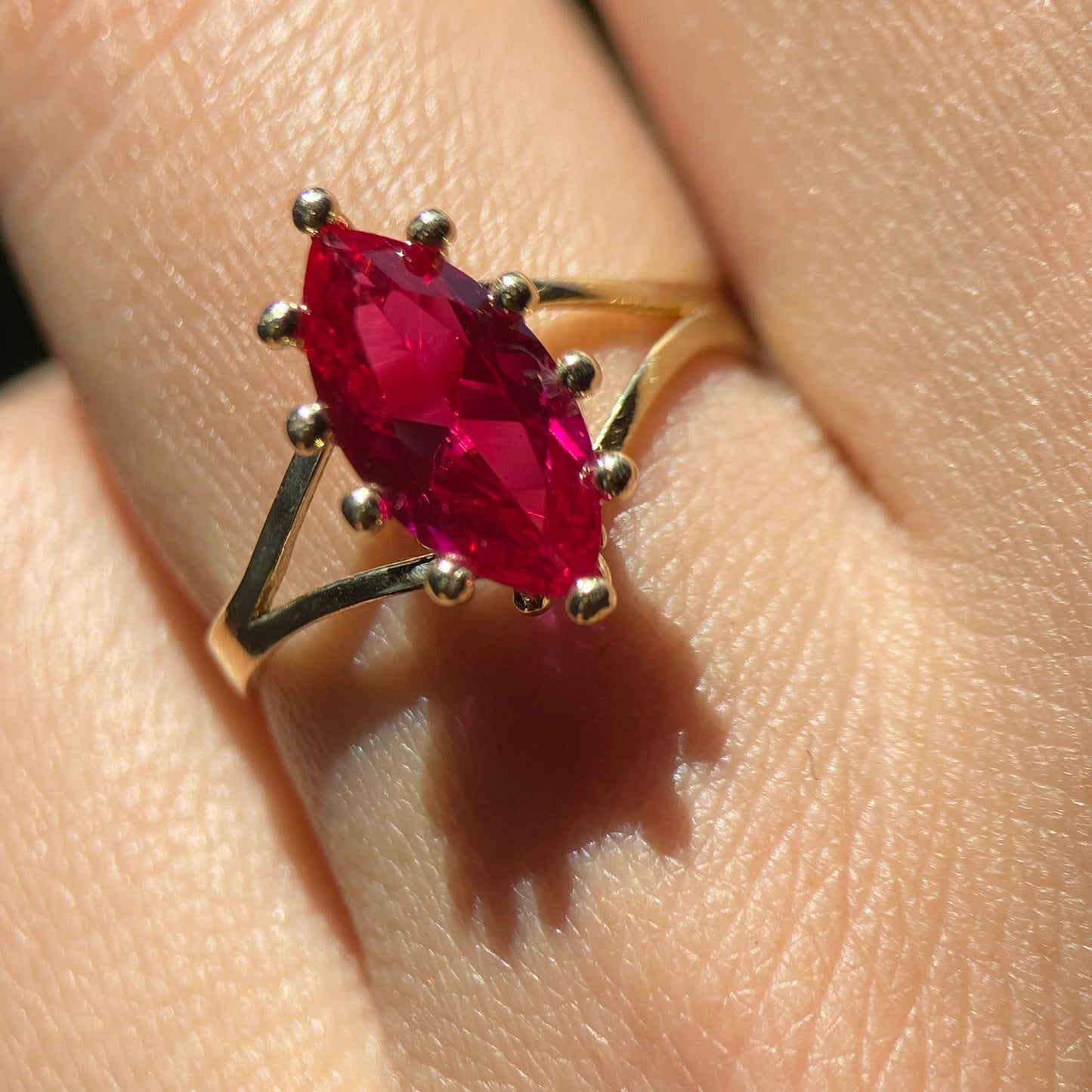 Anillo de compromiso en oro