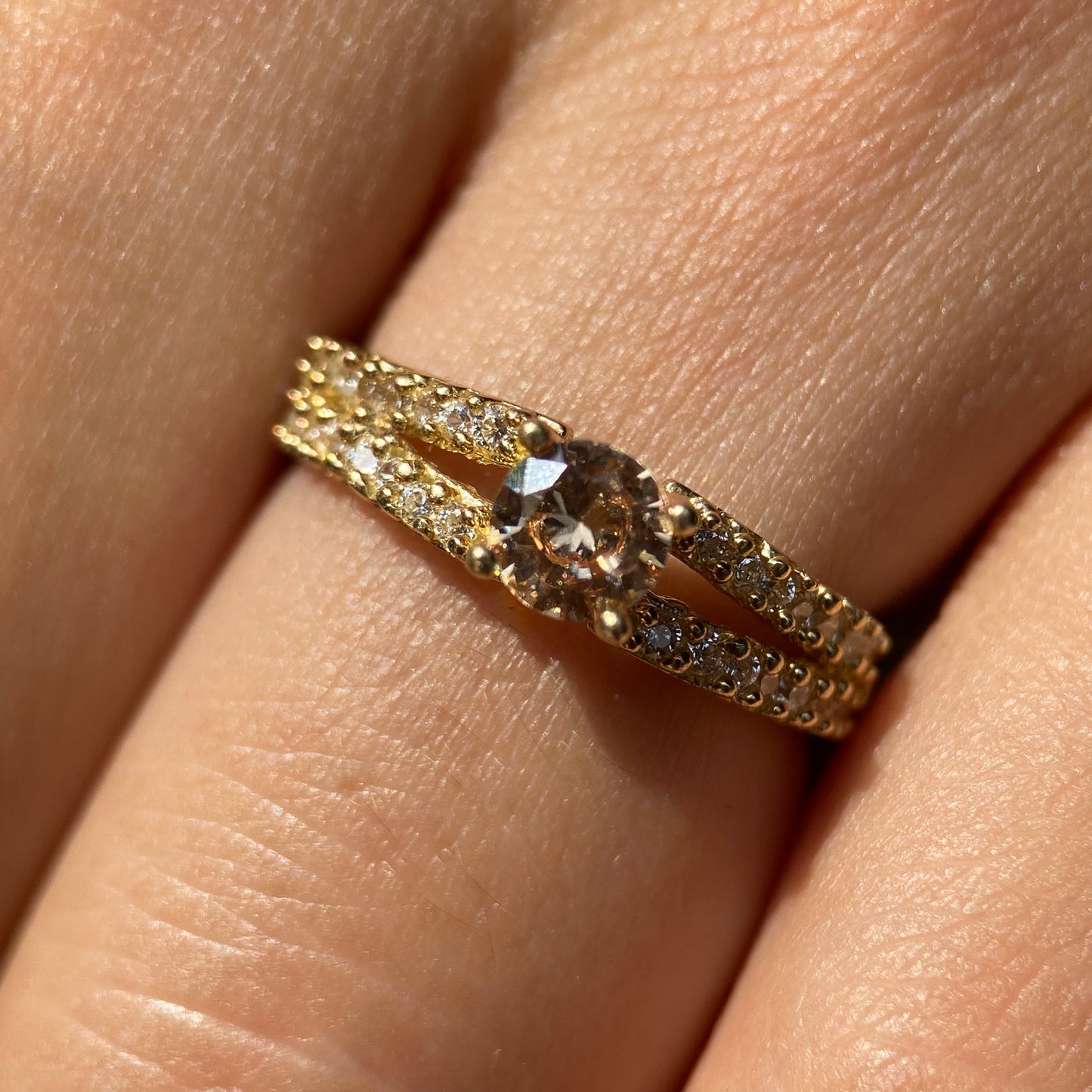 Anillo de compromiso en oro