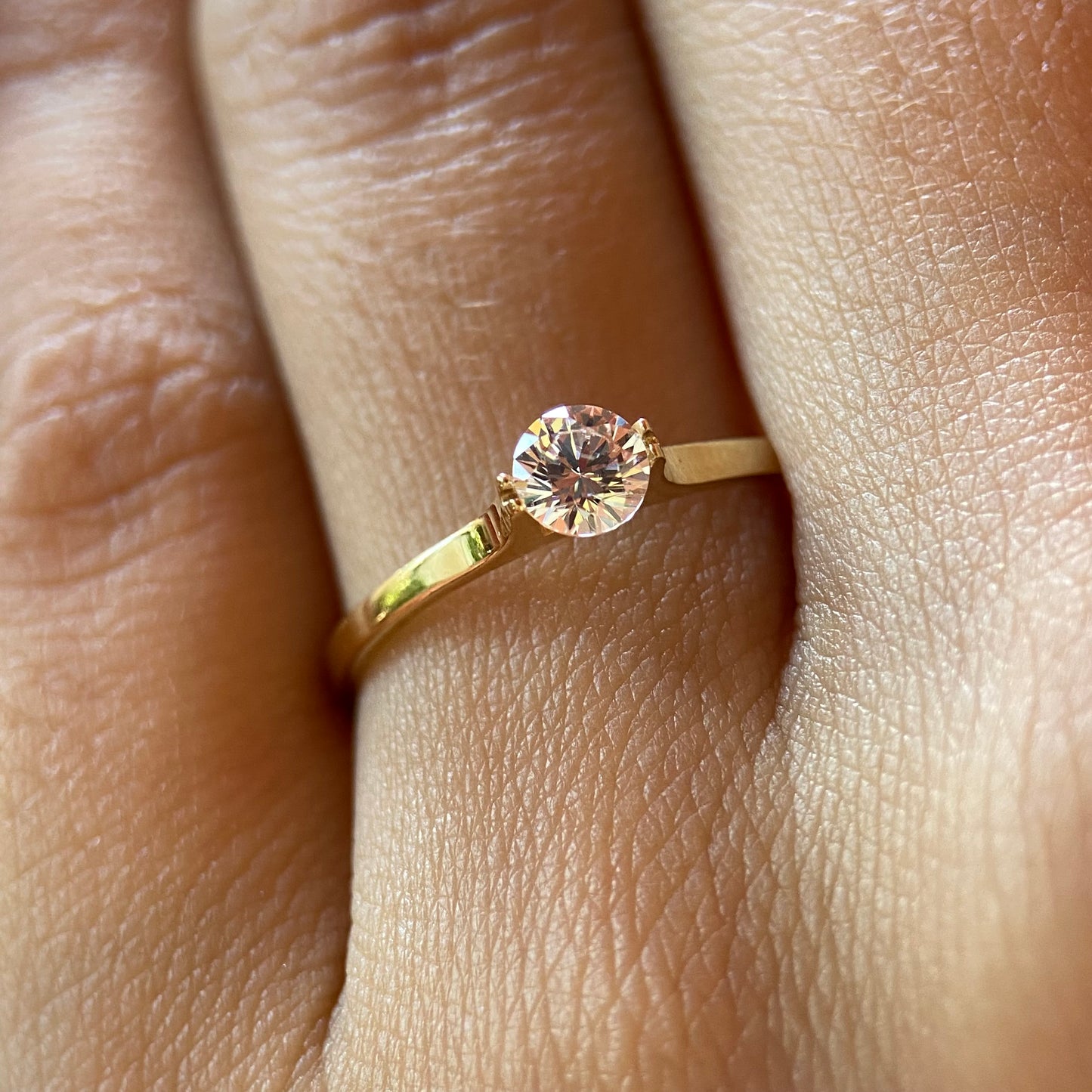 Anillo de compromiso en oro