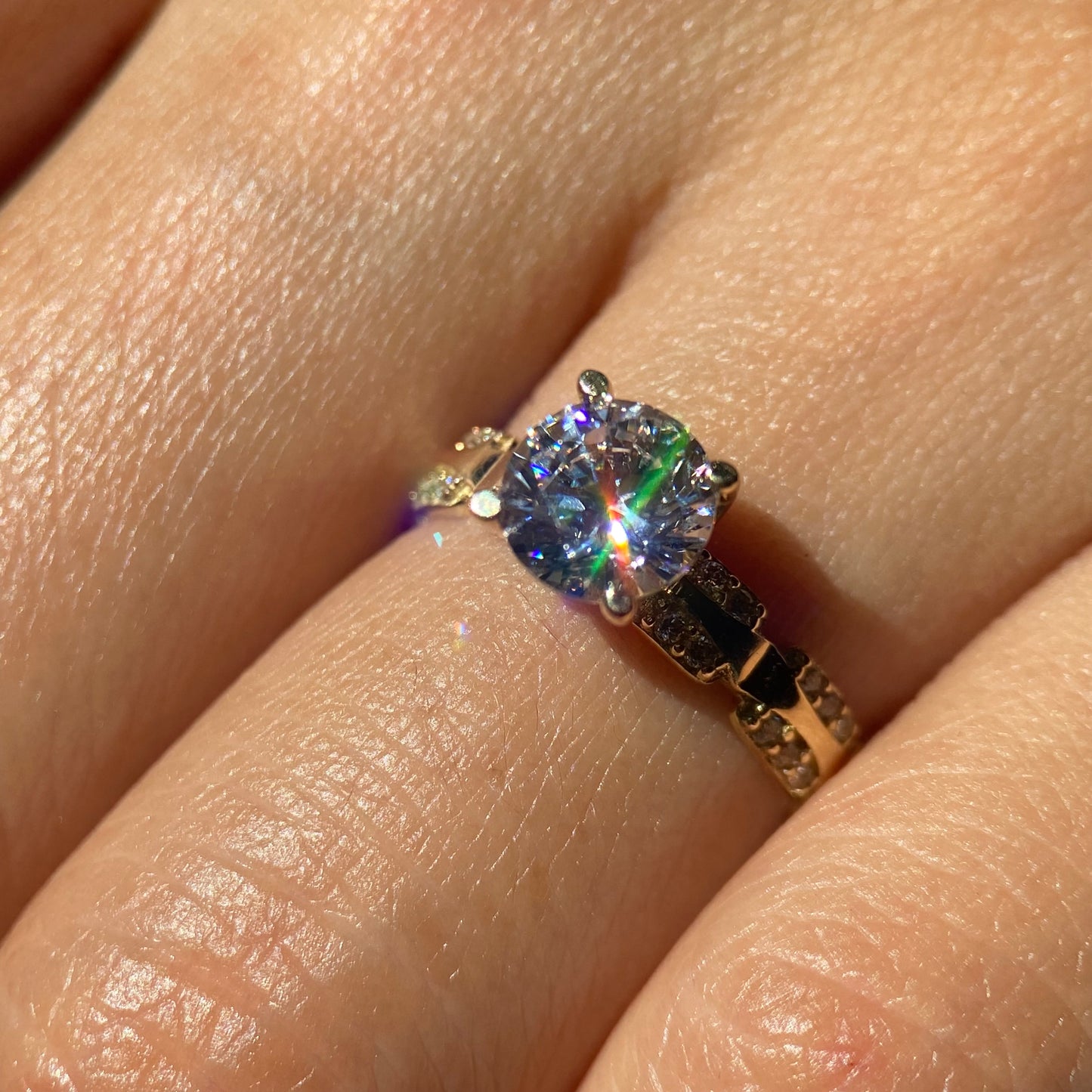 Anillo de compromiso en oro