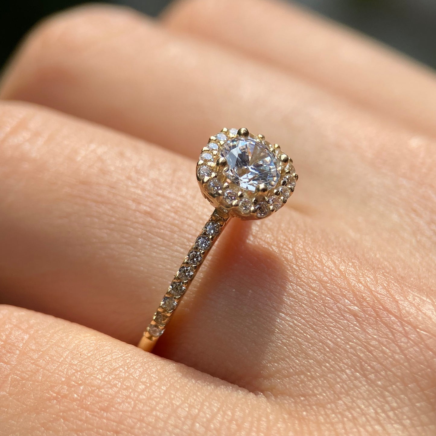 Anillo de compromiso en oro